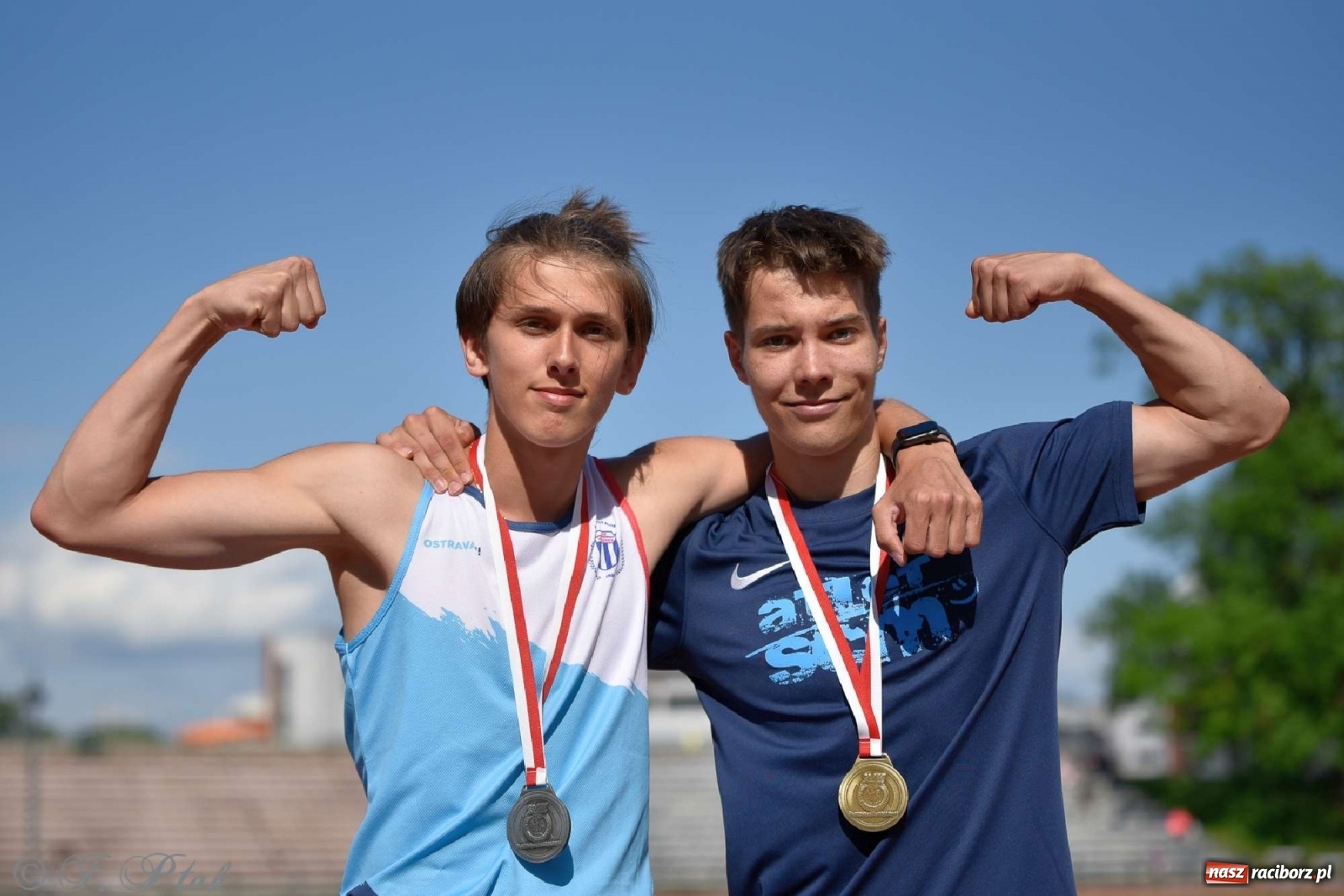 Zdjęcie w galerii na portalu naszraciborz.pl: Królowa sportu zagościła w Raciborzu. Polsko-czeska rywalizacja przy Zamkowej wiadomości z regionu