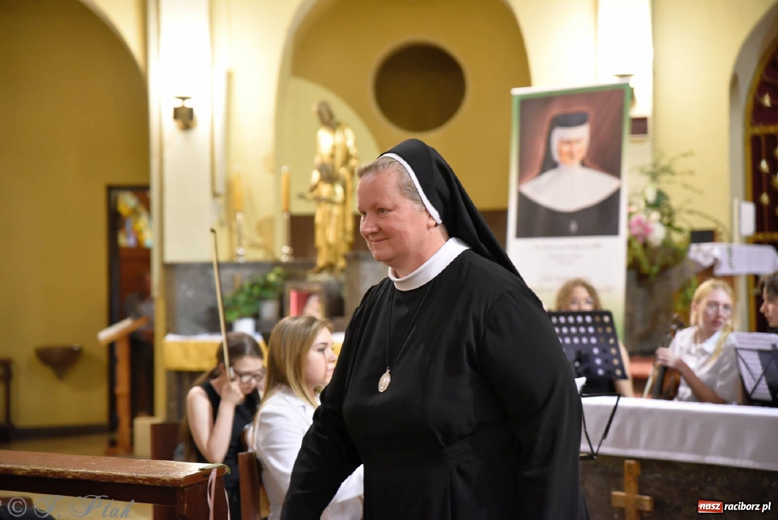 Zdjęcie w galerii na portalu naszraciborz.pl: Muzycy z Raciborza-Brzezia i Gliwic koncertowali w kościele NSPJ wiadomości z regionu