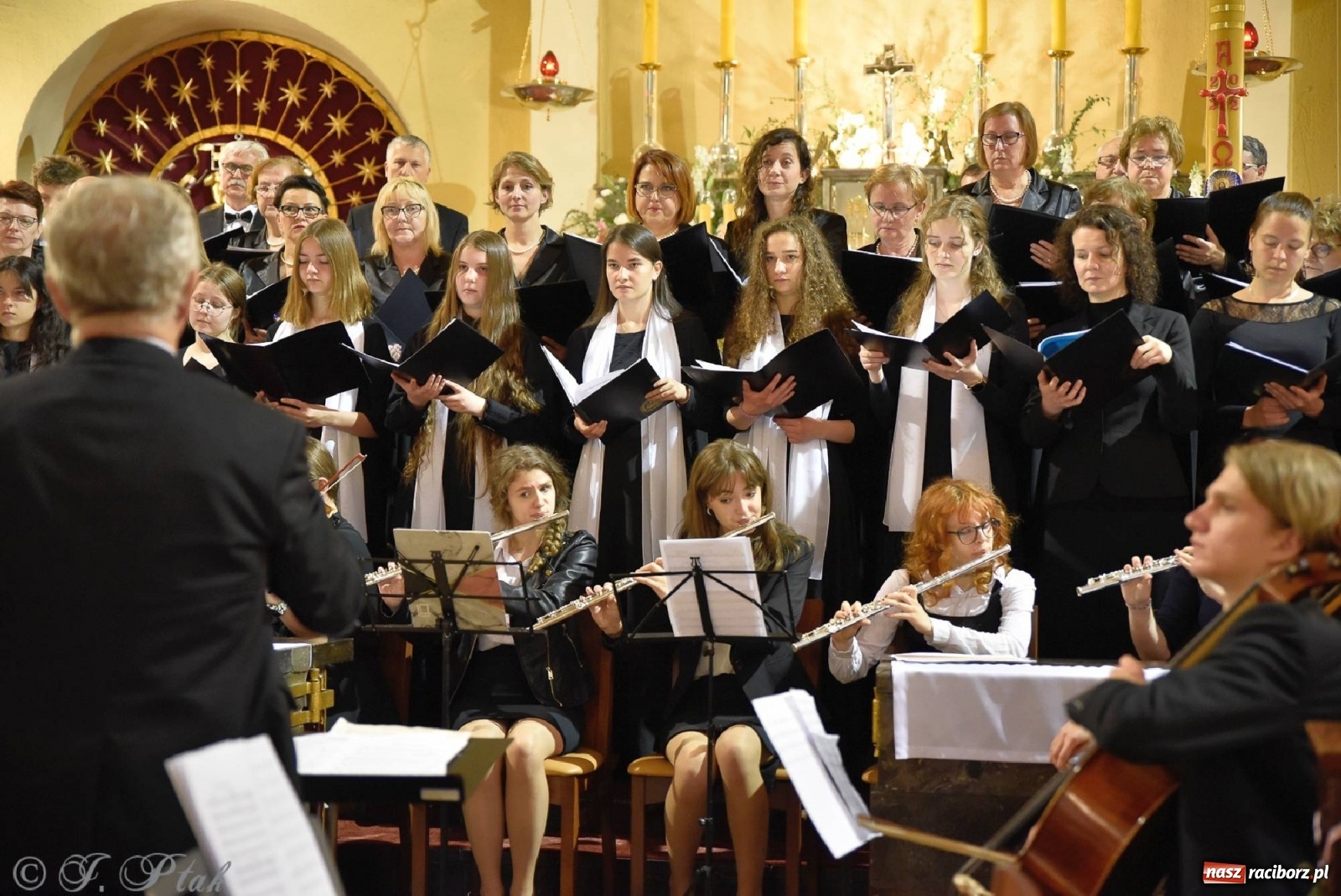 Zdjęcie w galerii na portalu naszraciborz.pl: Muzycy z Raciborza-Brzezia i Gliwic koncertowali w kościele NSPJ wiadomości z regionu