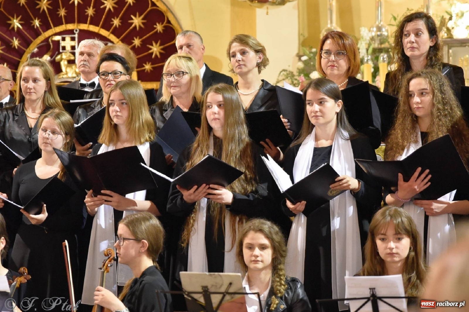 Zdjęcie w galerii na portalu naszraciborz.pl: Muzycy z Raciborza-Brzezia i Gliwic koncertowali w kościele NSPJ wiadomości z regionu