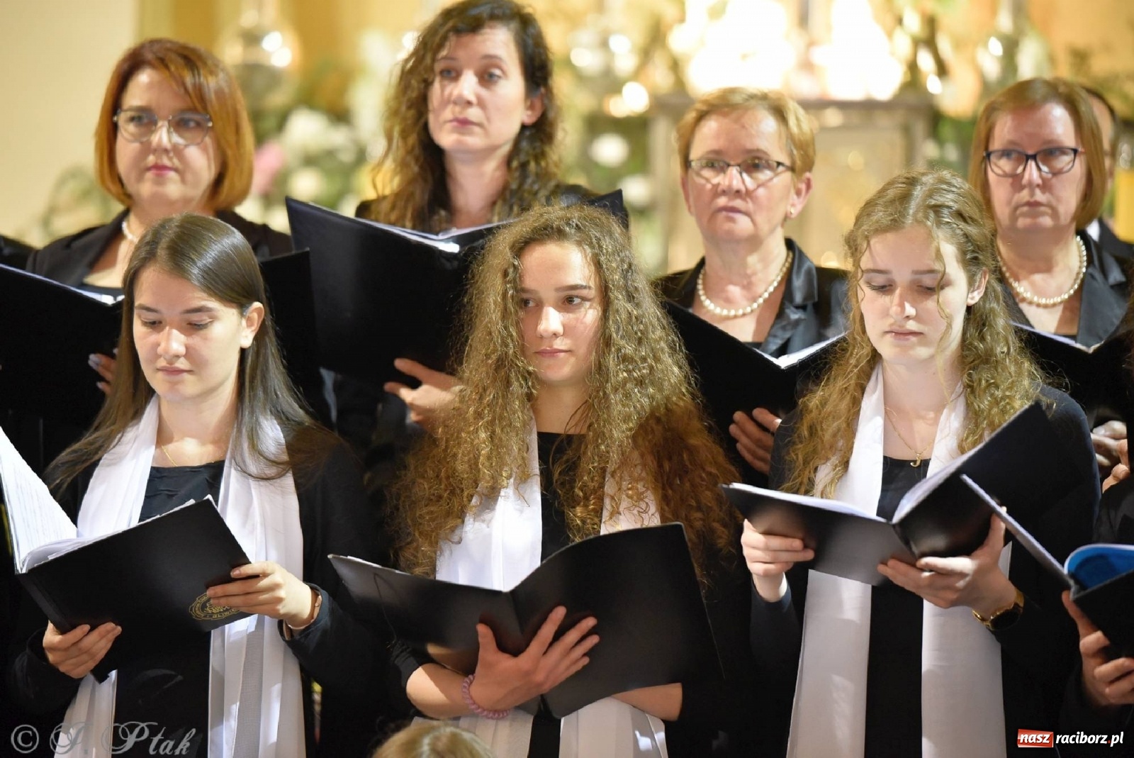 Zdjęcie w galerii na portalu naszraciborz.pl: Muzycy z Raciborza-Brzezia i Gliwic koncertowali w kościele NSPJ wiadomości z regionu