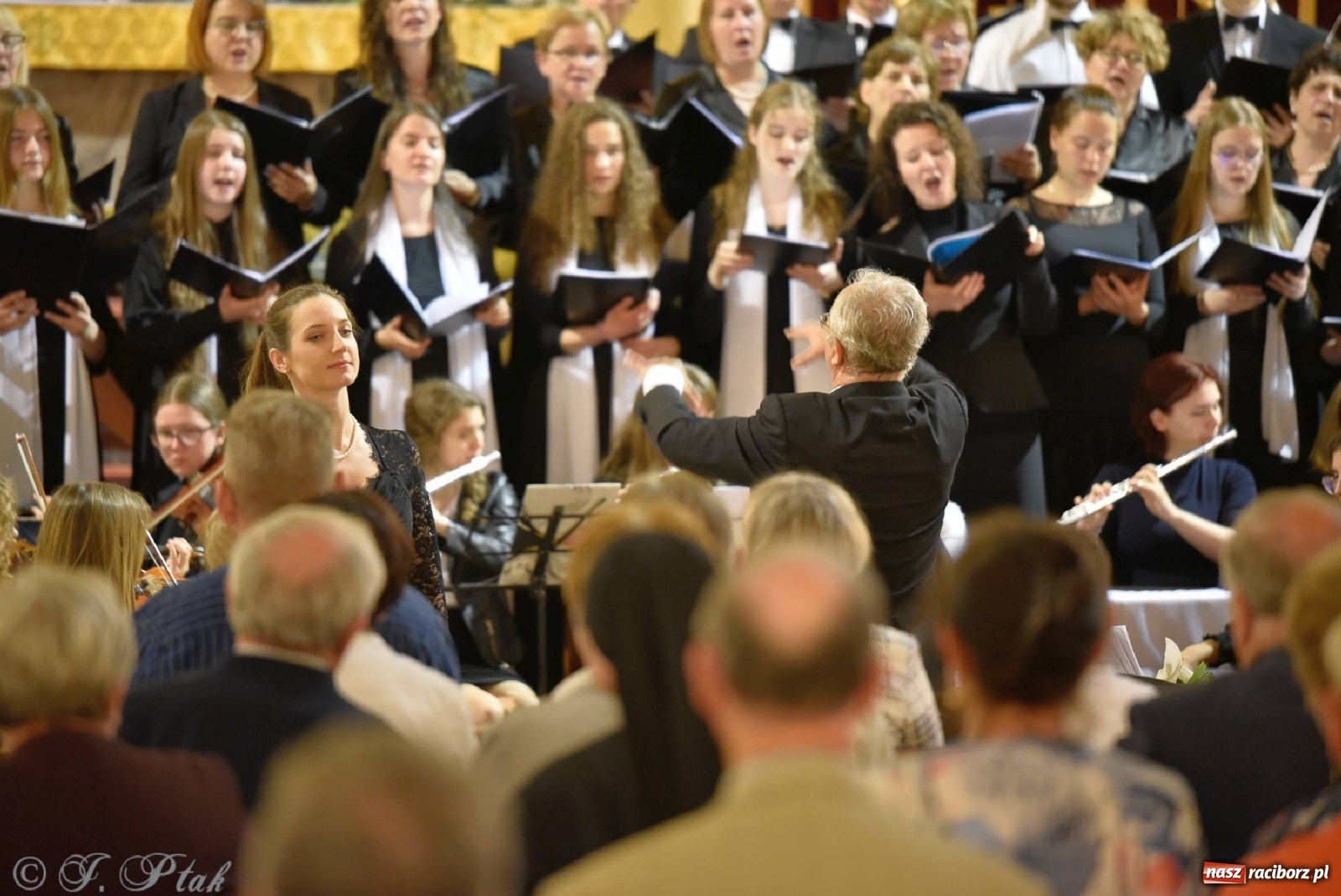 Zdjęcie w galerii na portalu naszraciborz.pl: Muzycy z Raciborza-Brzezia i Gliwic koncertowali w kościele NSPJ wiadomości z regionu