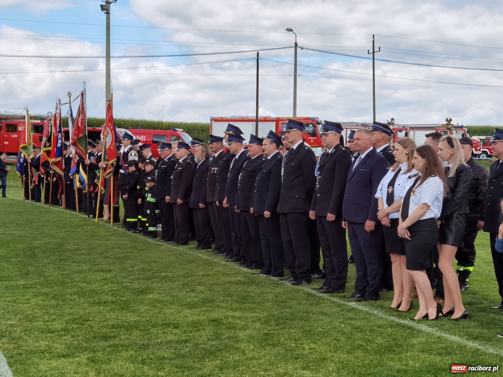 Zdjęcie w galerii na portalu naszraciborz.pl: Strażackie święto w Pietraszynie. 110-lat miejscowej OSP [FOTO i WIDEO] wiadomości z regionu
