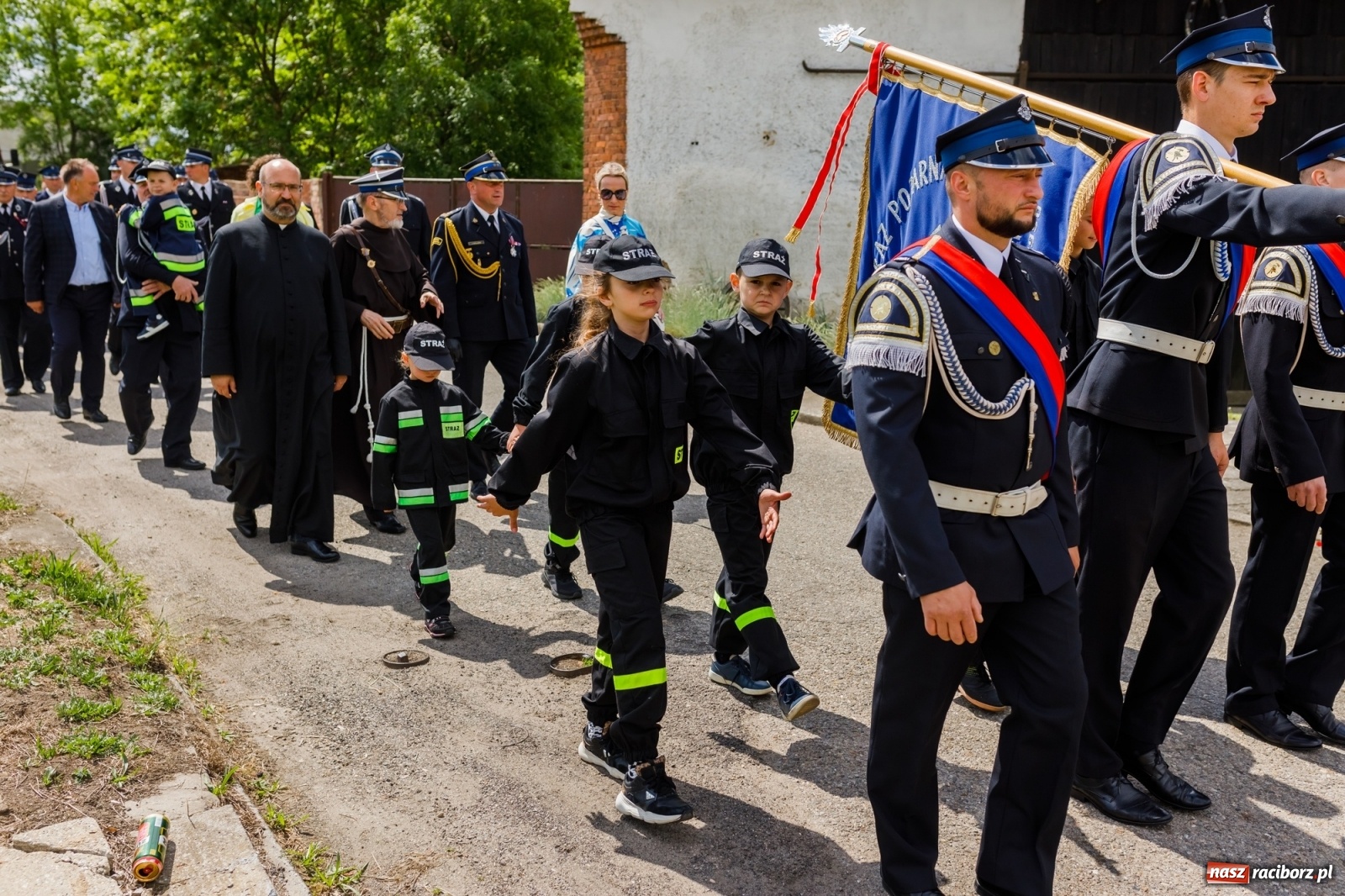 Zdjęcie w galerii na portalu naszraciborz.pl: Strażackie święto w Pietraszynie. 110-lat miejscowej OSP [FOTO i WIDEO] wiadomości z regionu