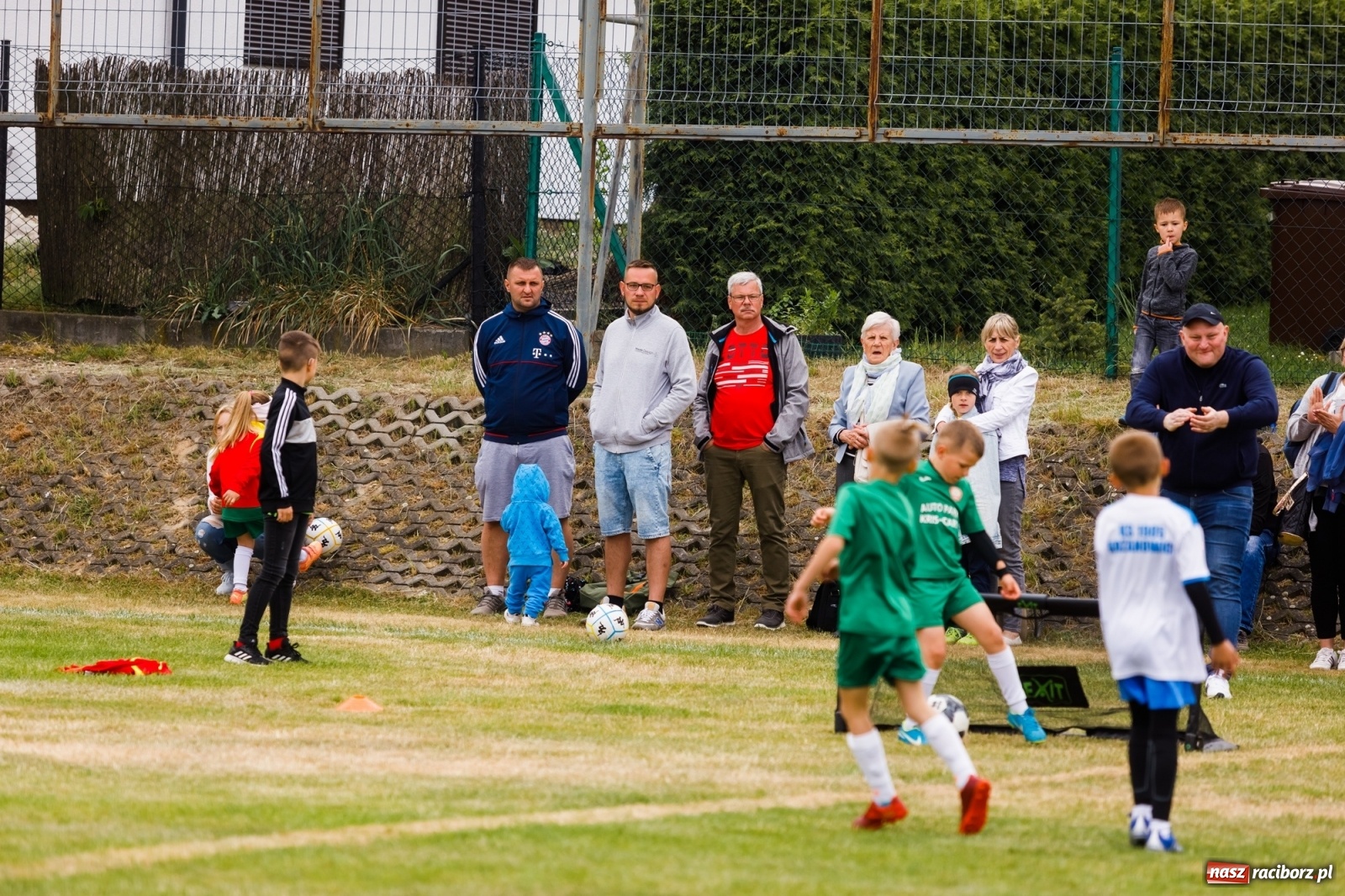 Zdjęcie w galerii na portalu naszraciborz.pl: Emocje połączone z frajdą. II Turniej Małych Bajtlów za nami [FOTO] wiadomości z regionu