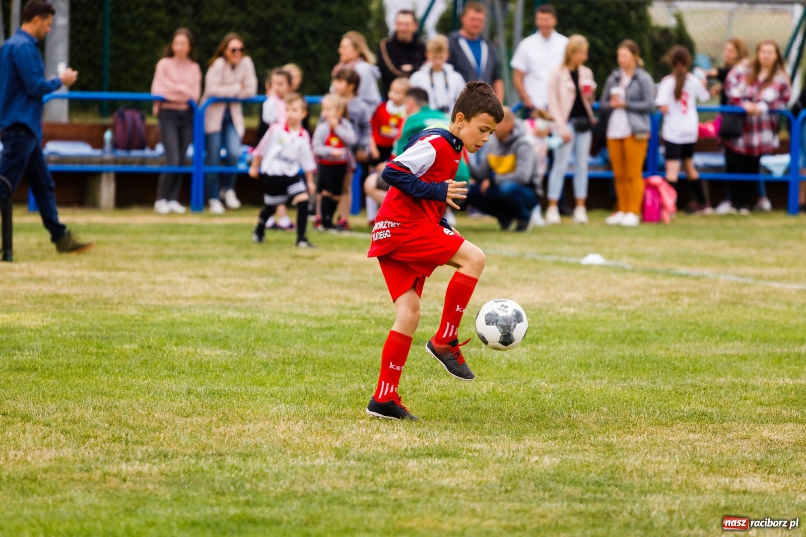 Zdjęcie w galerii na portalu naszraciborz.pl: Emocje połączone z frajdą. II Turniej Małych Bajtlów za nami [FOTO] wiadomości z regionu