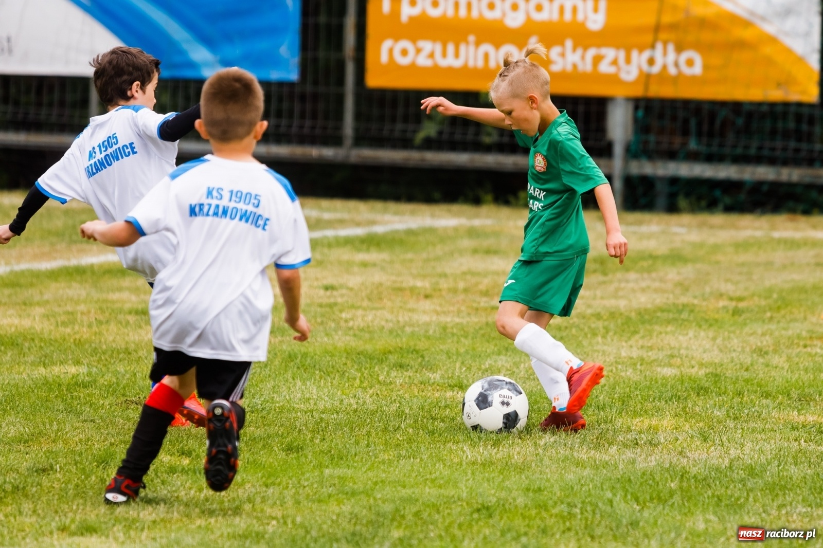 Zdjęcie w galerii na portalu naszraciborz.pl: Emocje połączone z frajdą. II Turniej Małych Bajtlów za nami [FOTO] wiadomości z regionu