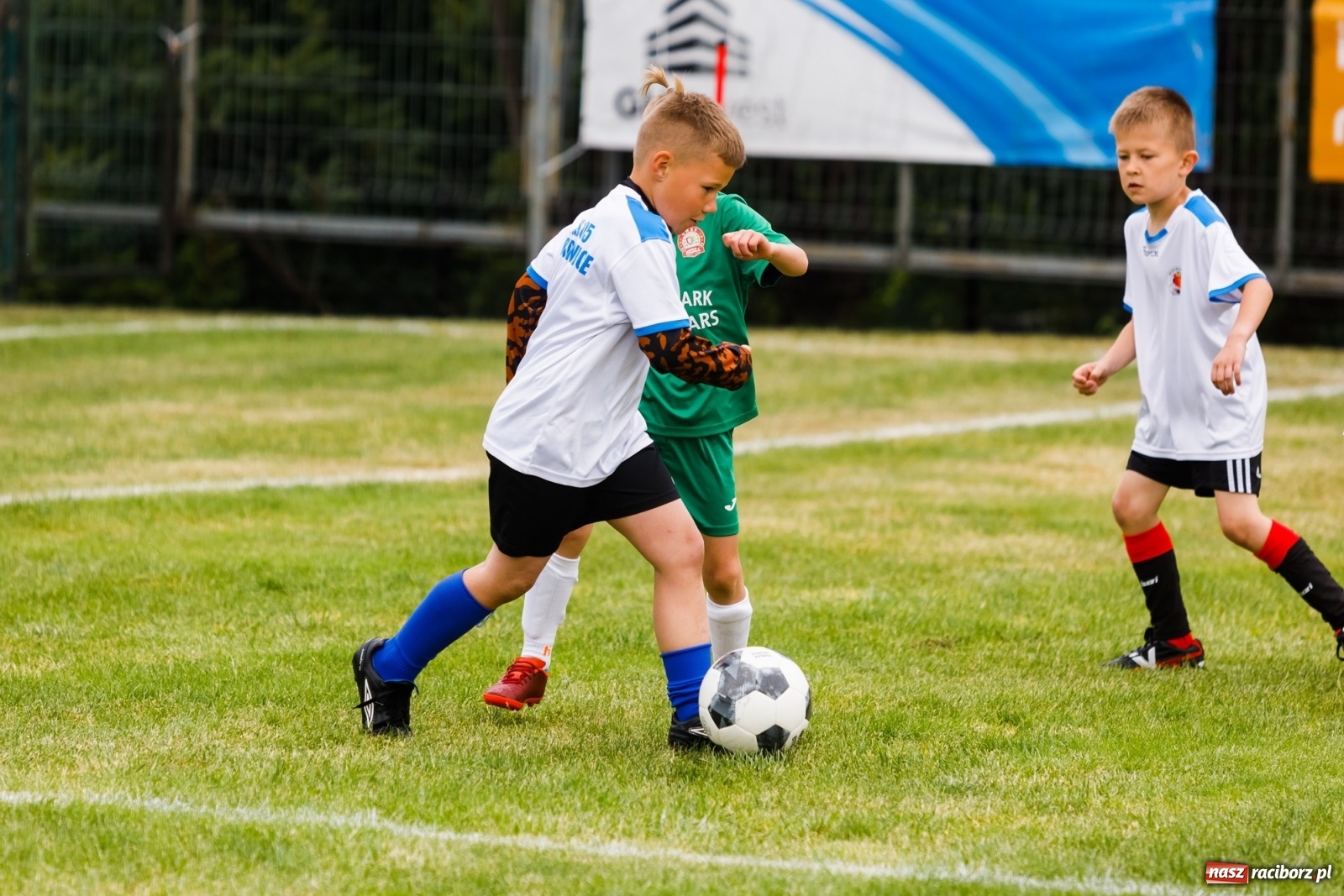Zdjęcie w galerii na portalu naszraciborz.pl: Emocje połączone z frajdą. II Turniej Małych Bajtlów za nami [FOTO] wiadomości z regionu