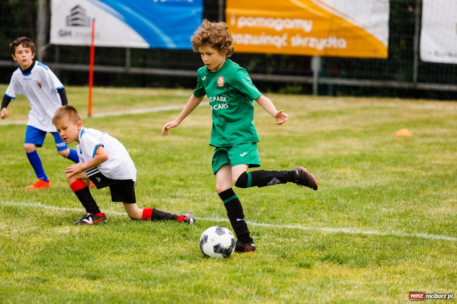 Zdjęcie w galerii na portalu naszraciborz.pl: Emocje połączone z frajdą. II Turniej Małych Bajtlów za nami [FOTO] wiadomości z regionu