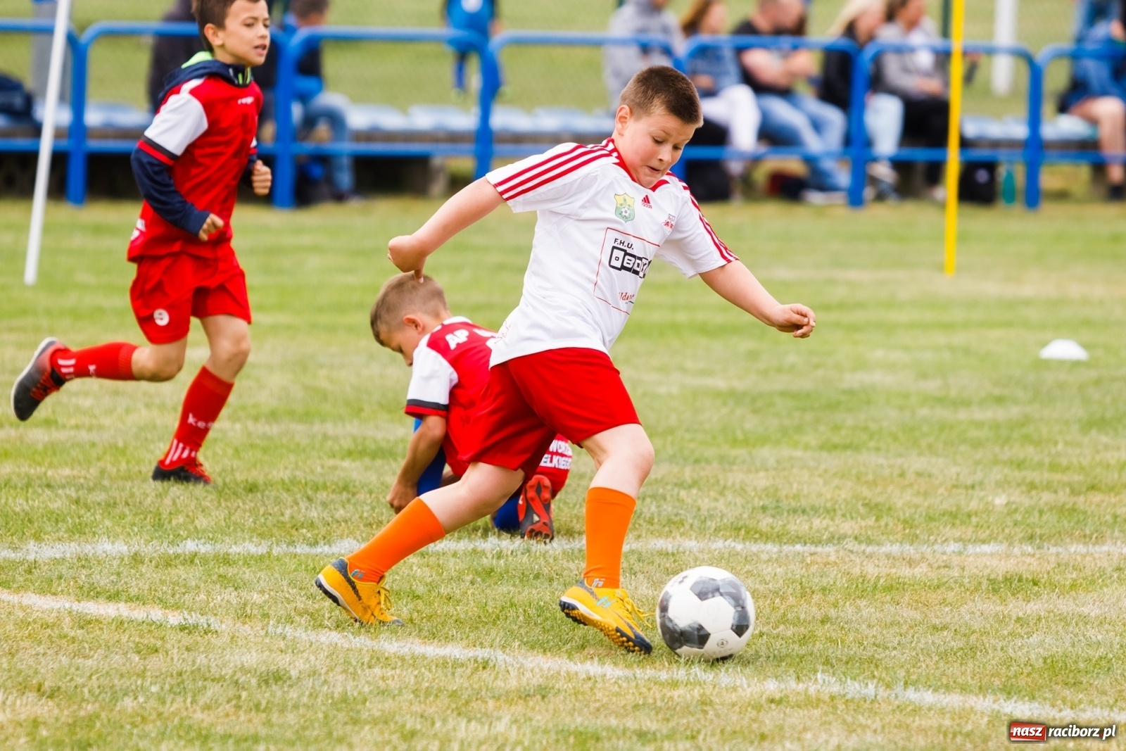 Zdjęcie w galerii na portalu naszraciborz.pl: Emocje połączone z frajdą. II Turniej Małych Bajtlów za nami [FOTO] wiadomości z regionu