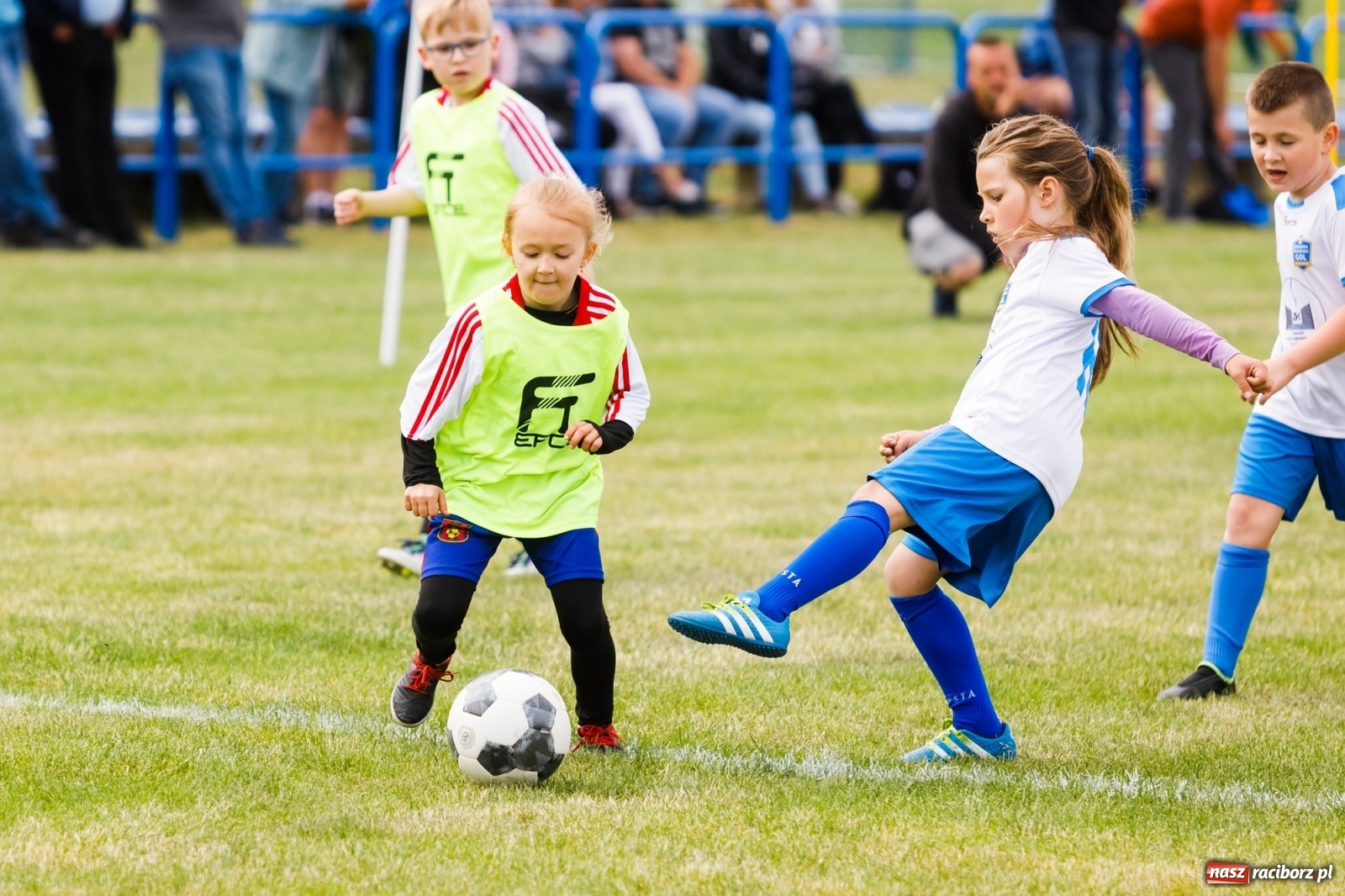 Zdjęcie w galerii na portalu naszraciborz.pl: Emocje połączone z frajdą. II Turniej Małych Bajtlów za nami [FOTO] wiadomości z regionu