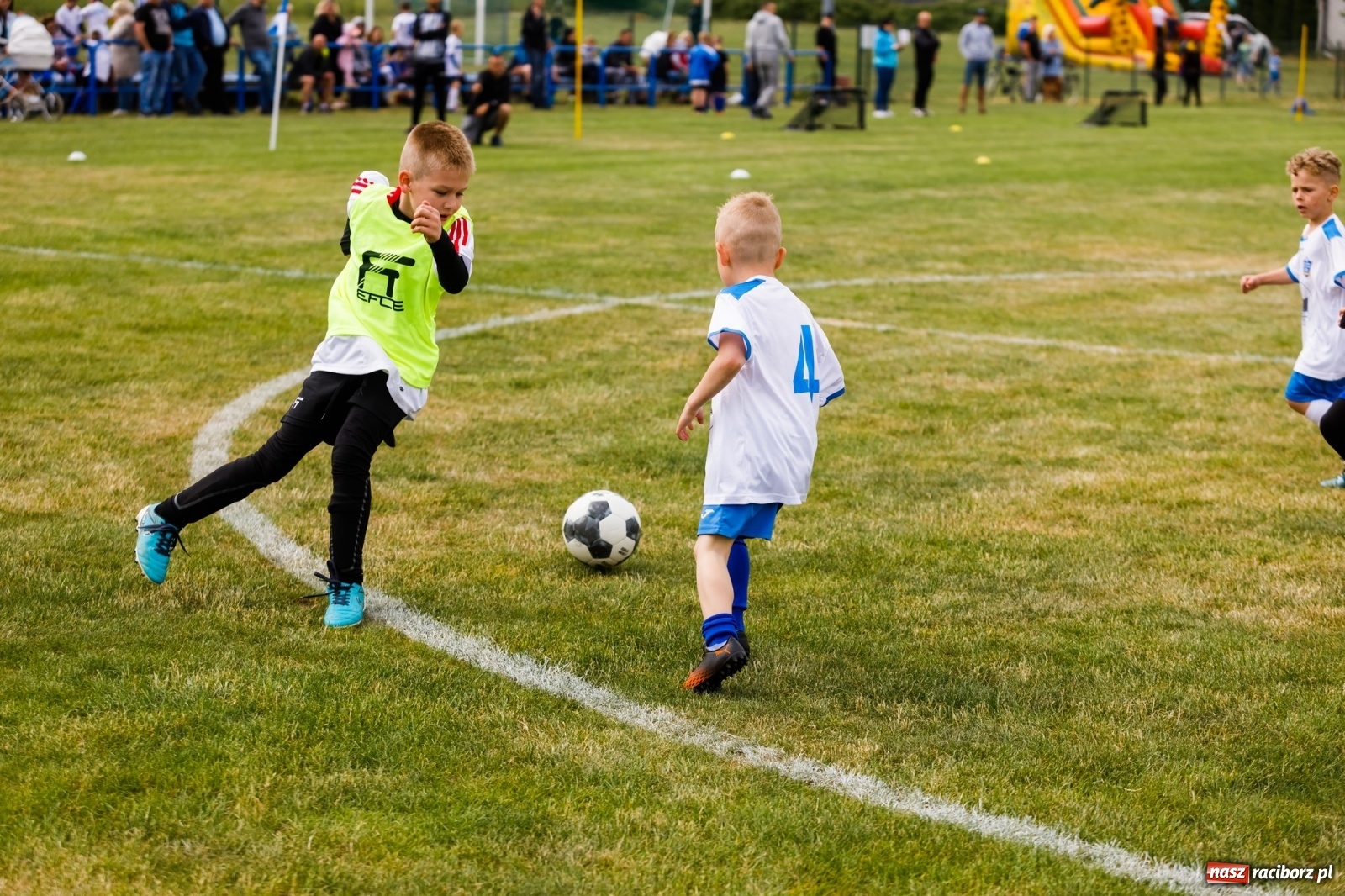 Zdjęcie w galerii na portalu naszraciborz.pl: Emocje połączone z frajdą. II Turniej Małych Bajtlów za nami [FOTO] wiadomości z regionu