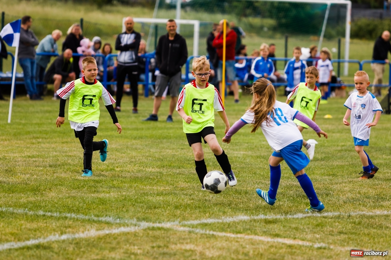 Zdjęcie w galerii na portalu naszraciborz.pl: Emocje połączone z frajdą. II Turniej Małych Bajtlów za nami [FOTO] wiadomości z regionu