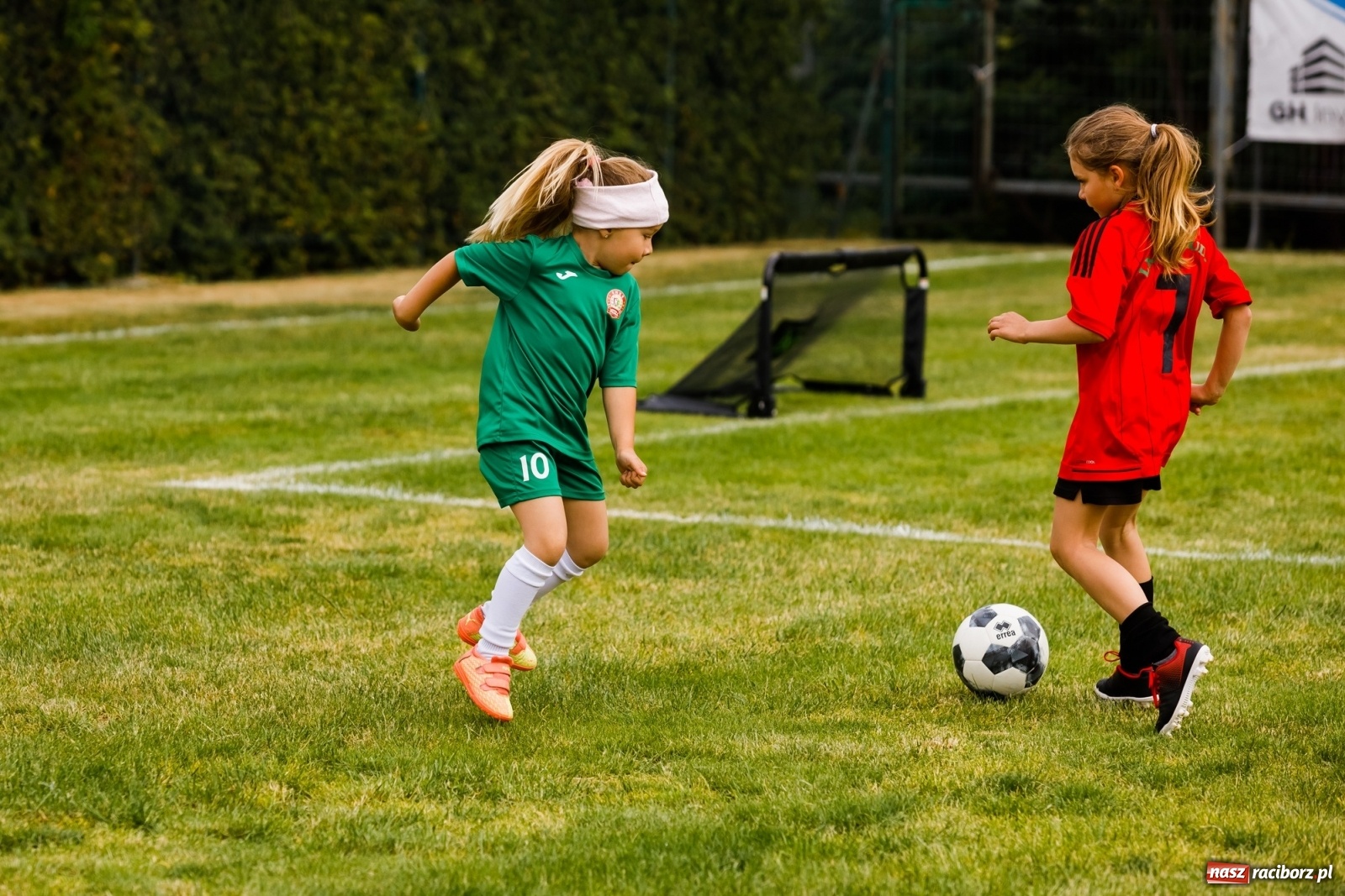 Zdjęcie w galerii na portalu naszraciborz.pl: Emocje połączone z frajdą. II Turniej Małych Bajtlów za nami [FOTO] wiadomości z regionu