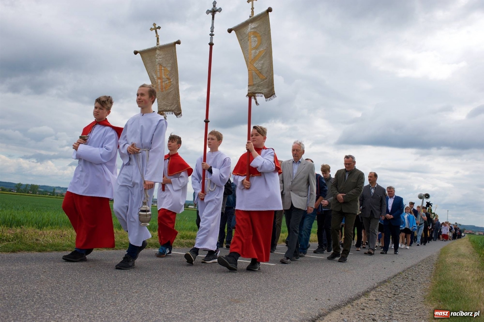 Zdjęcie w galerii na portalu naszraciborz.pl: Wierni z Tworkowa, Owsiszcz, Bolesławia i czeskiej Haci na Urbanku [FOTO i WIDEO] wiadomości z regionu