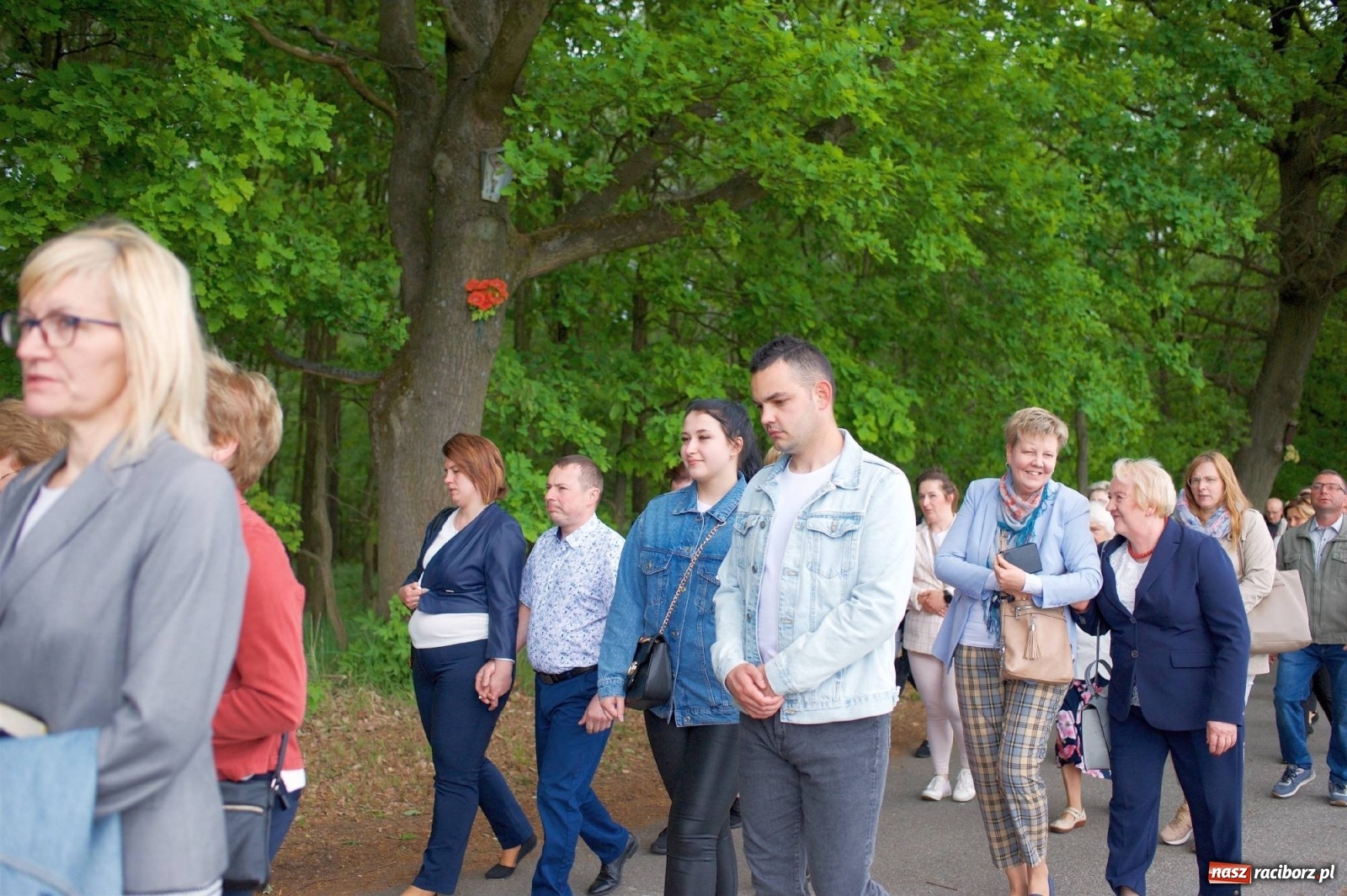 Zdjęcie w galerii na portalu naszraciborz.pl: Wierni z Tworkowa, Owsiszcz, Bolesławia i czeskiej Haci na Urbanku [FOTO i WIDEO] wiadomości z regionu