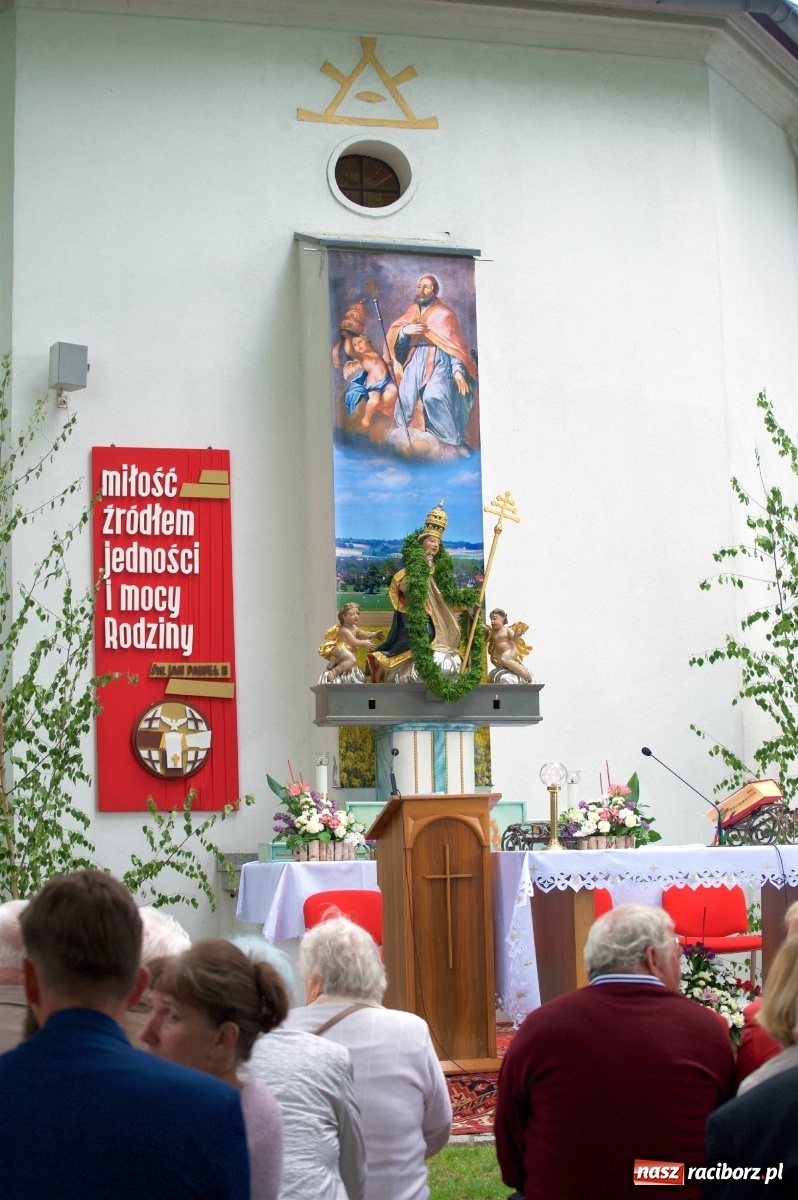 Zdjęcie w galerii na portalu naszraciborz.pl: Wierni z Tworkowa, Owsiszcz, Bolesławia i czeskiej Haci na Urbanku [FOTO i WIDEO] wiadomości z regionu