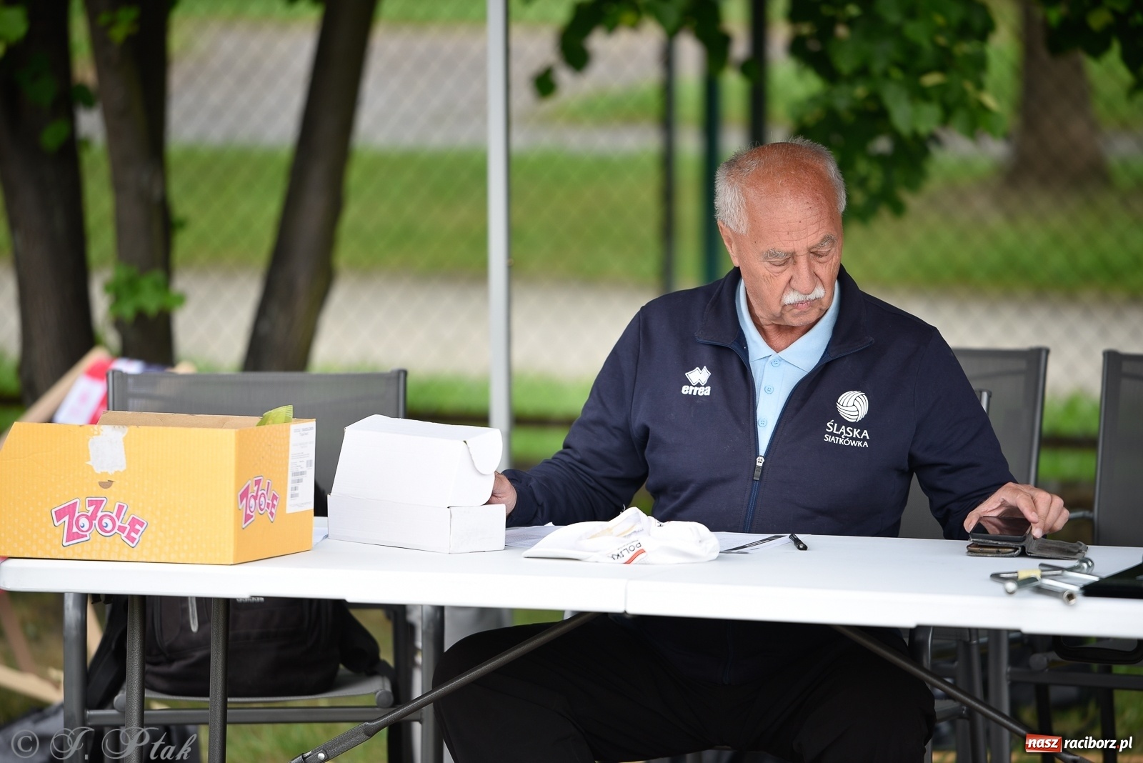 Zdjęcie w galerii na portalu naszraciborz.pl: Półfinał mistrzostw Śląska juniorów w siatkówce plażowej w Raciborzu i Krzanowicach [FOTO] wiadomości z regionu