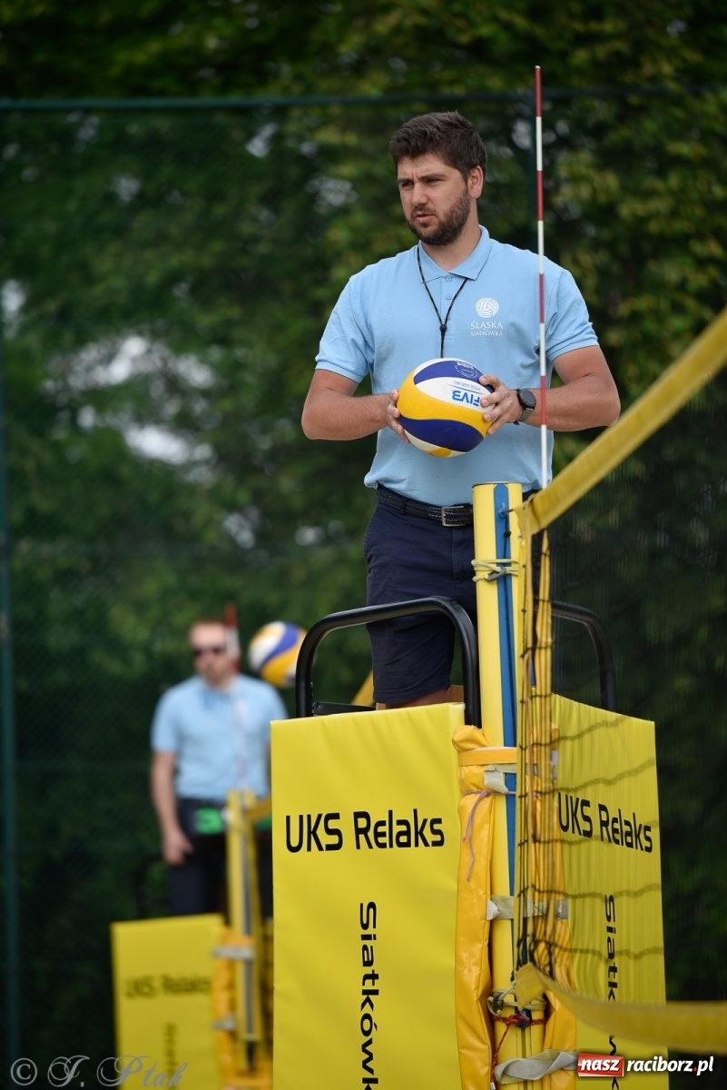 Zdjęcie w galerii na portalu naszraciborz.pl: Półfinał mistrzostw Śląska juniorów w siatkówce plażowej w Raciborzu i Krzanowicach [FOTO] wiadomości z regionu