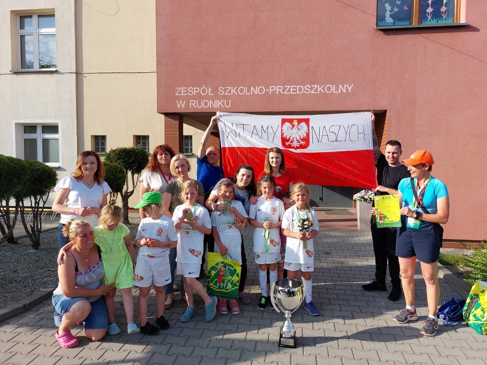 Zdjęcie w galerii na portalu naszraciborz.pl: Piłkarki z Rudnika najlepsze na Śląsku wiadomości z regionu