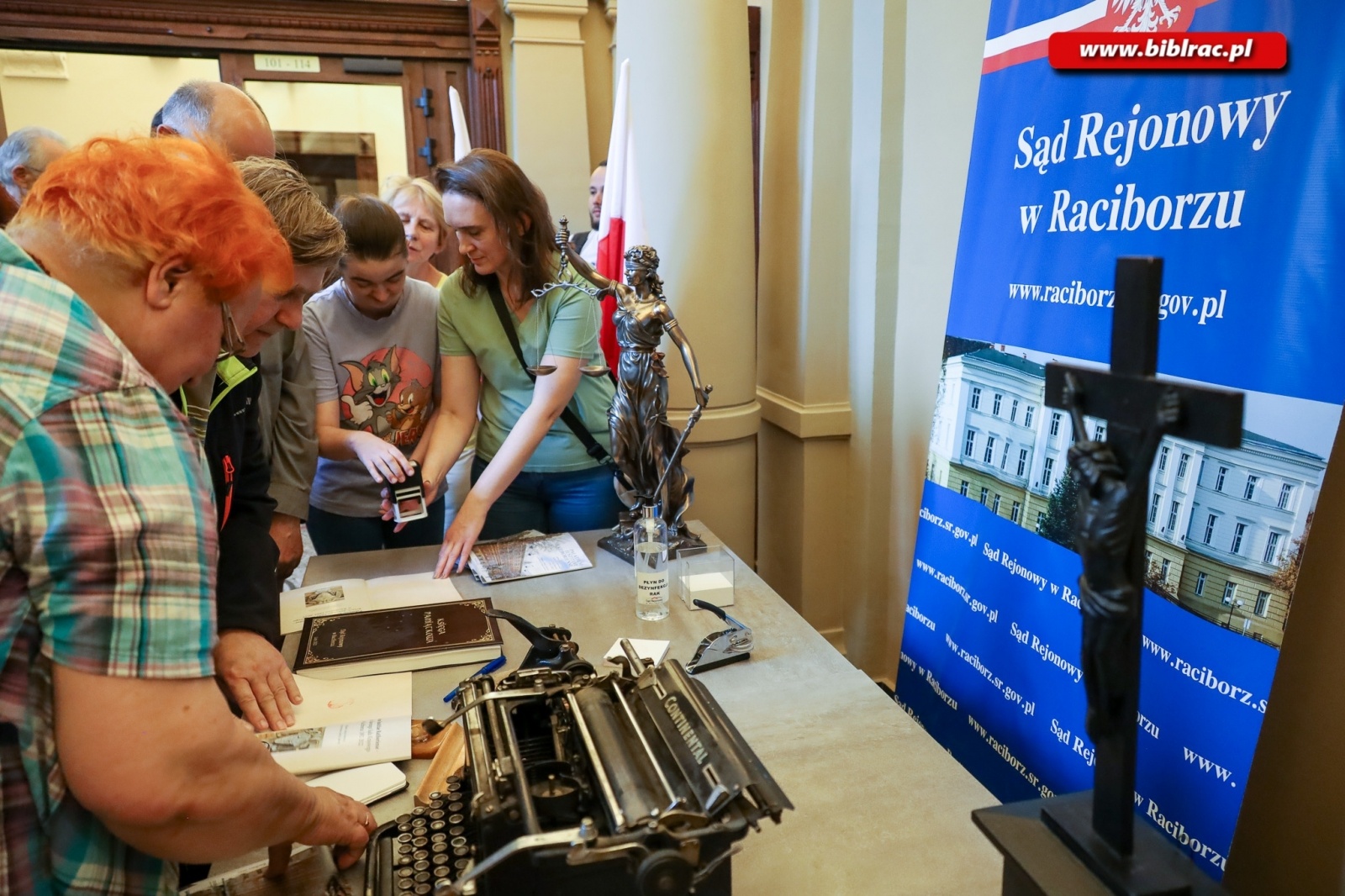 Zdjęcie w galerii na portalu naszraciborz.pl: Kryminalna Noc w Sądzie z biblioteką wiadomości z regionu