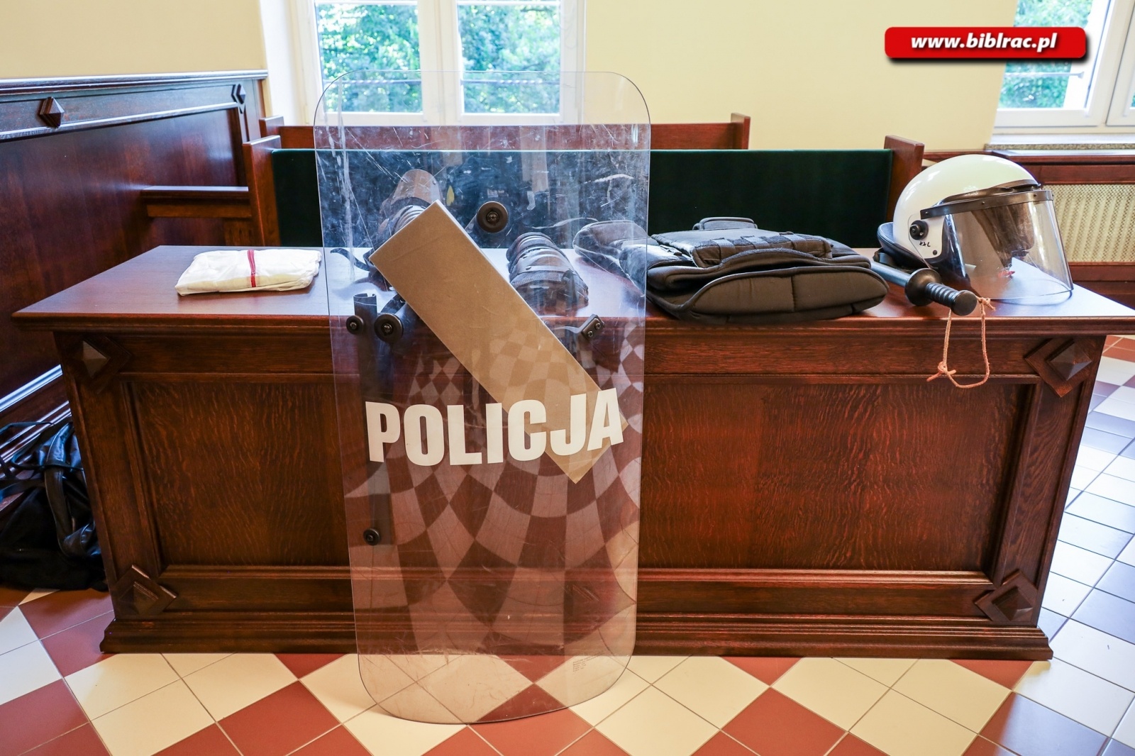 Zdjęcie w galerii na portalu naszraciborz.pl: Kryminalna Noc w Sądzie z biblioteką wiadomości z regionu