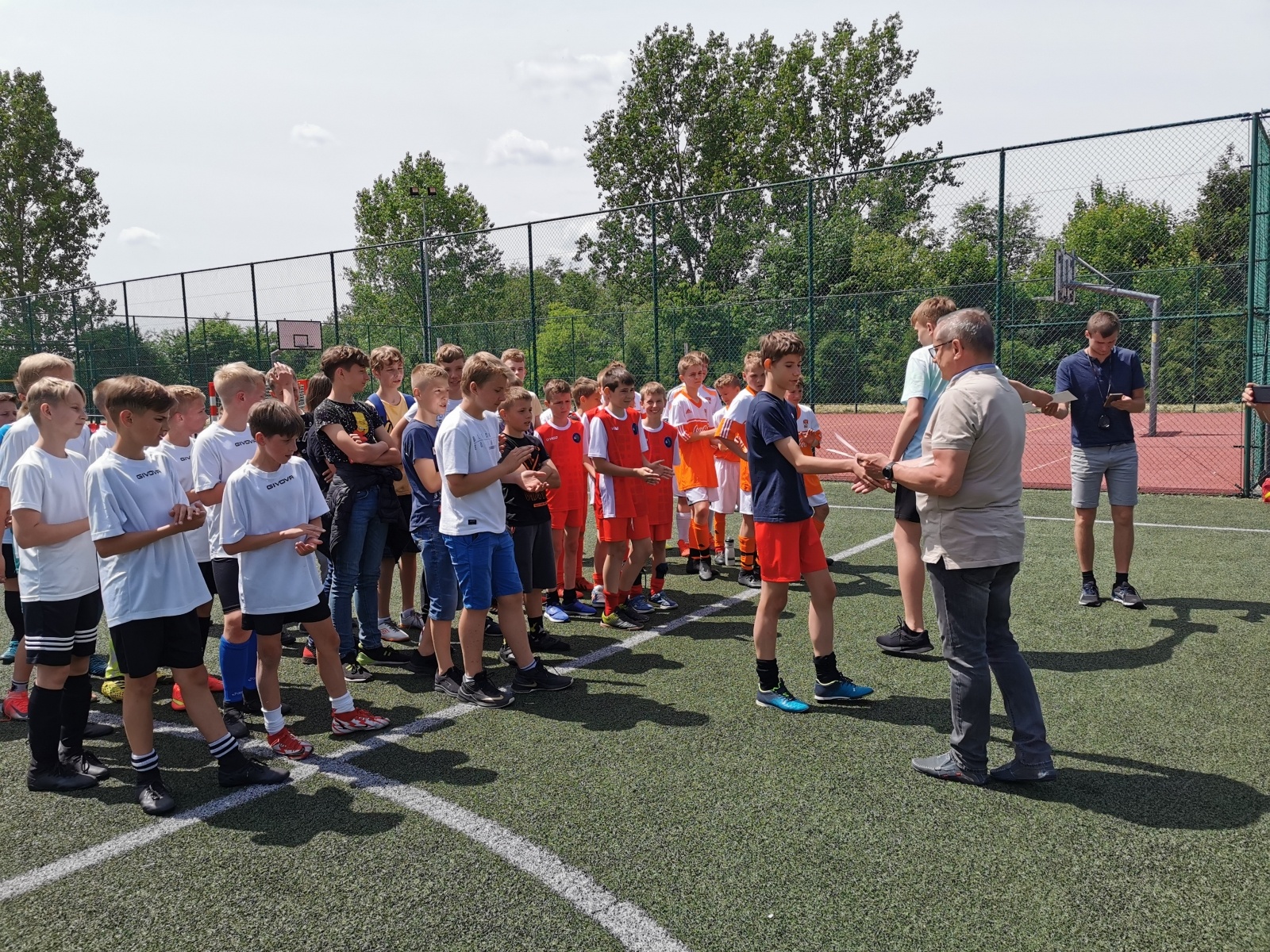 Zdjęcie w galerii na portalu naszraciborz.pl: Piłkarze szkoły z Nędzy najlepsi w Krzanowicach wiadomości z regionu