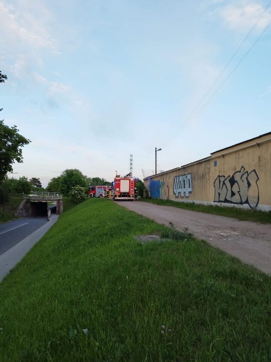 Zdjęcie w galerii na portalu naszraciborz.pl: Raport 998. Czarny dym nad Eichendorffa wiadomości z regionu