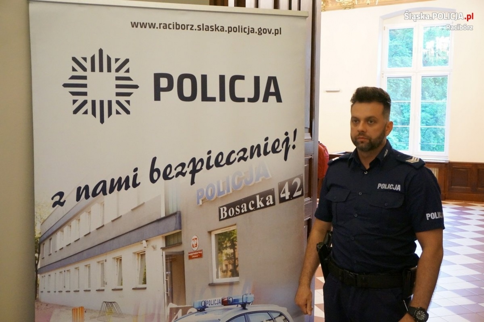Zdjęcie w galerii na portalu naszraciborz.pl: Raciborscy policjanci na Nocy Muzeów [FOTO] wiadomości z regionu
