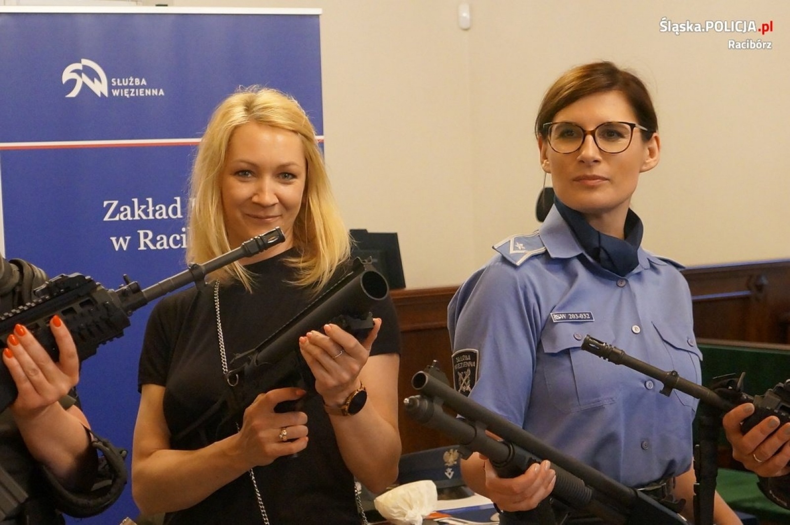 Zdjęcie w galerii na portalu naszraciborz.pl: Raciborscy policjanci na Nocy Muzeów [FOTO] wiadomości z regionu