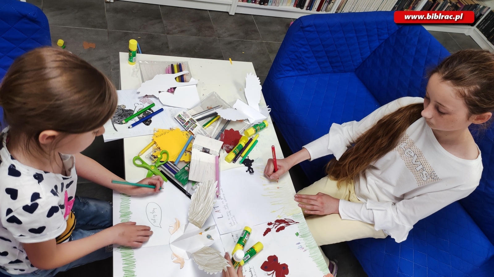 Zdjęcie w galerii na portalu naszraciborz.pl: Książki pop-up ożyły w Brzeziu wiadomości z regionu