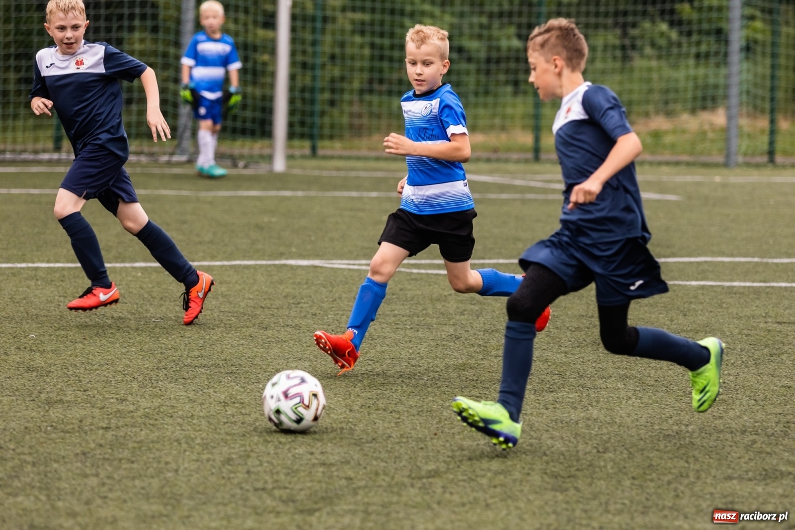 Zdjęcie w galerii na portalu naszraciborz.pl: Piłkarskie emocje w Krzanowicach. Grały orliki [FOTO] wiadomości z regionu