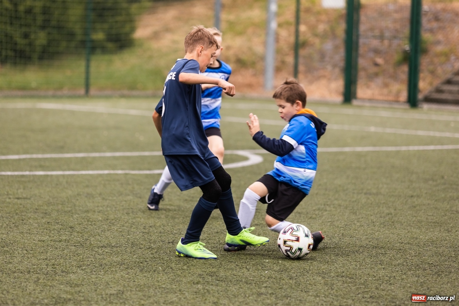 Zdjęcie w galerii na portalu naszraciborz.pl: Piłkarskie emocje w Krzanowicach. Grały orliki [FOTO] wiadomości z regionu