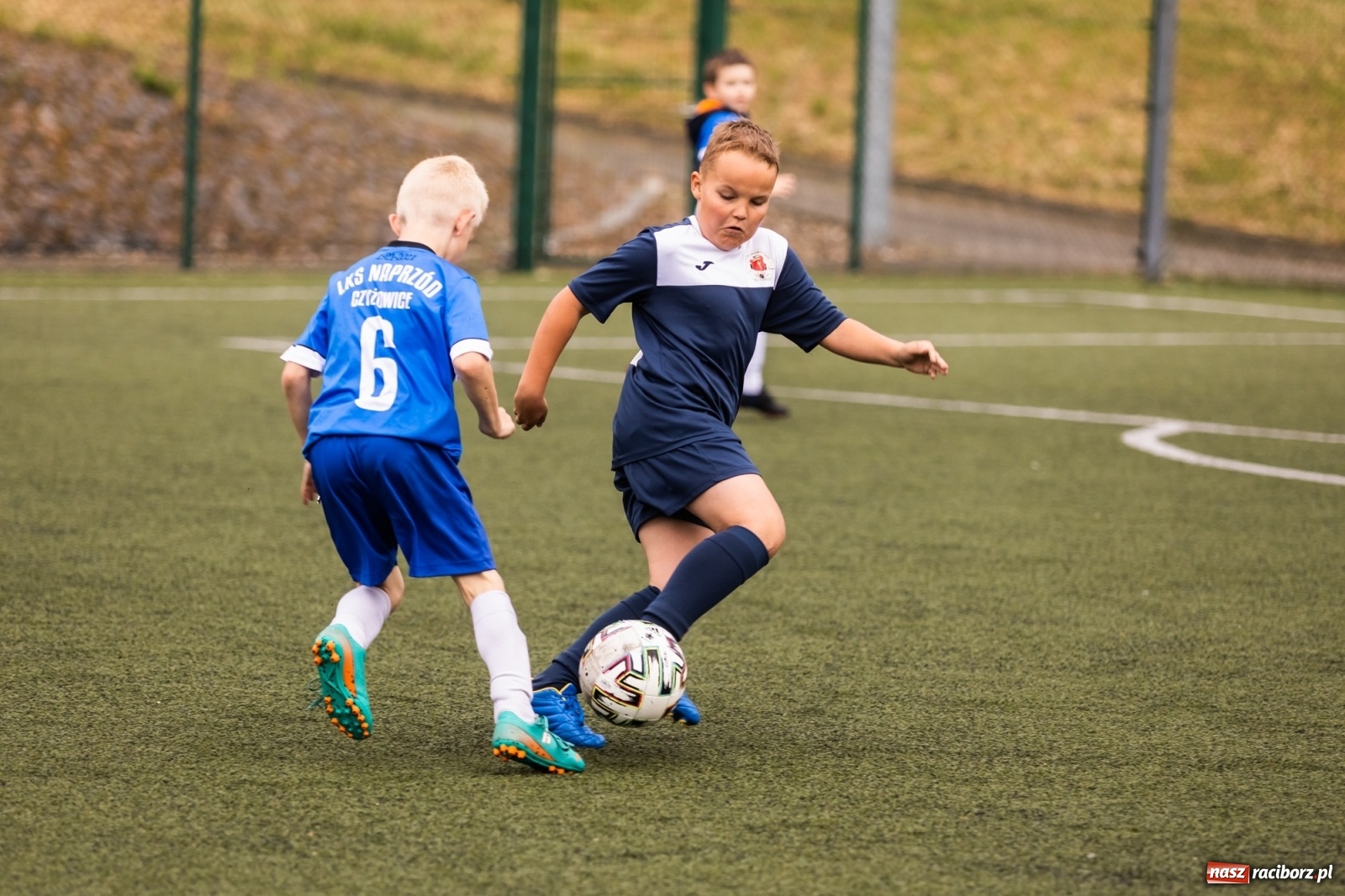 Zdjęcie w galerii na portalu naszraciborz.pl: Piłkarskie emocje w Krzanowicach. Grały orliki [FOTO] wiadomości z regionu