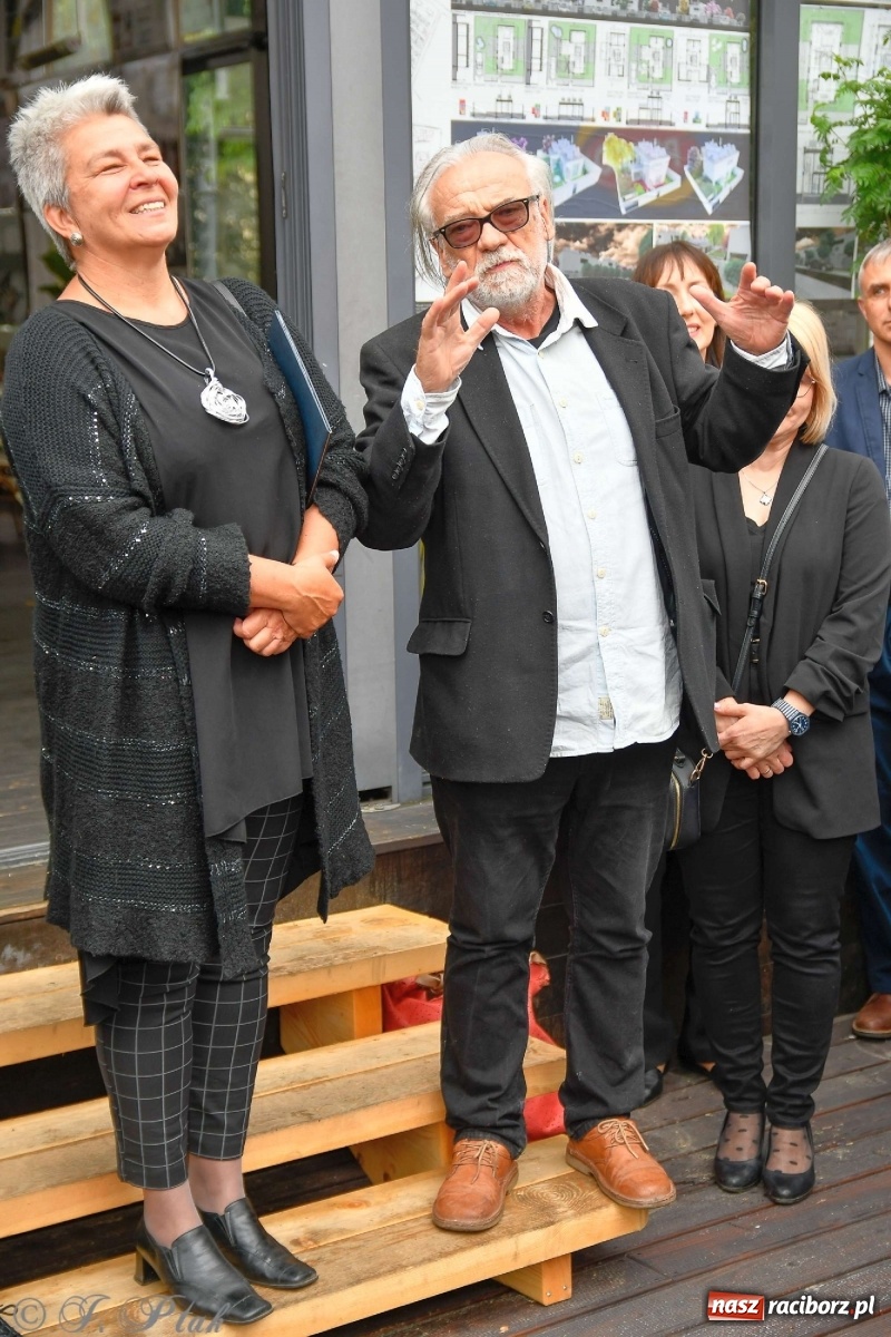 Zdjęcie w galerii na portalu naszraciborz.pl: Młoda architektura Raciborza - PWSZ pokazała prace studentów i wręczyła dyplomy wiadomości z regionu