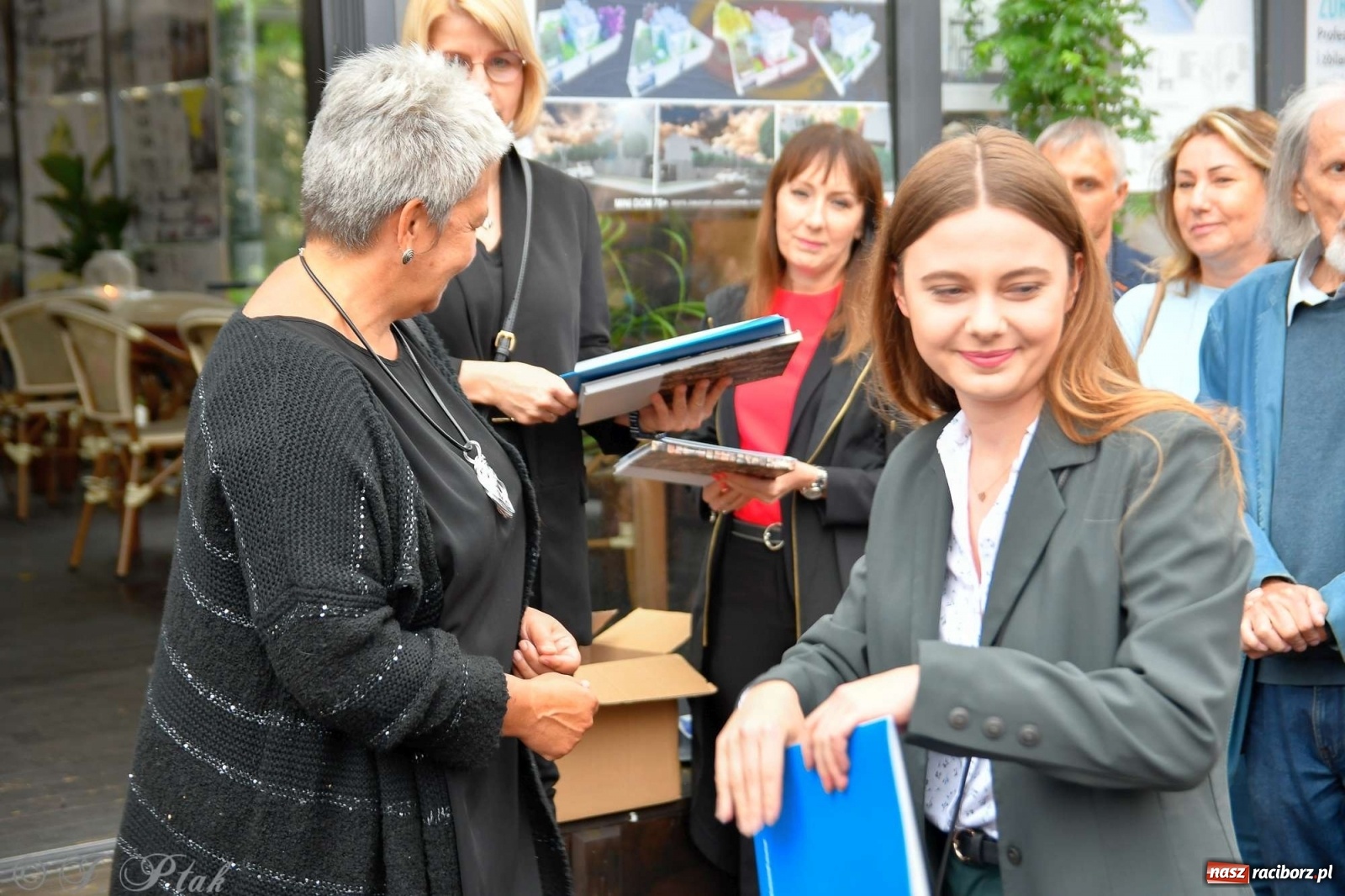 Zdjęcie w galerii na portalu naszraciborz.pl: Młoda architektura Raciborza - PWSZ pokazała prace studentów i wręczyła dyplomy wiadomości z regionu