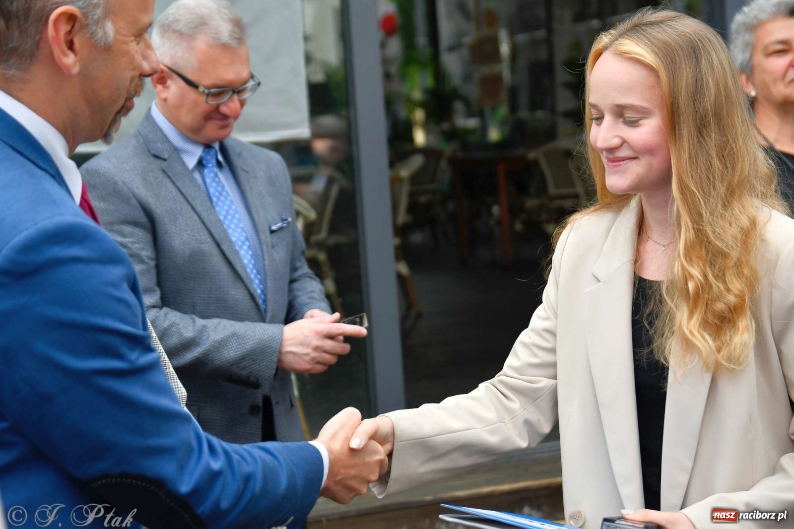 Zdjęcie w galerii na portalu naszraciborz.pl: Młoda architektura Raciborza - PWSZ pokazała prace studentów i wręczyła dyplomy wiadomości z regionu