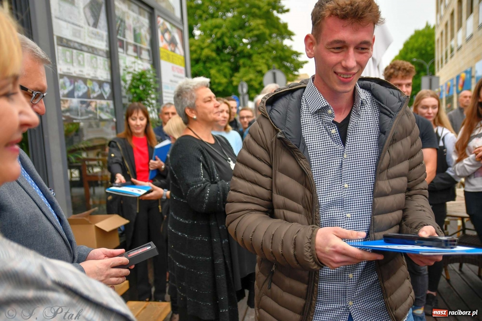 Zdjęcie w galerii na portalu naszraciborz.pl: Młoda architektura Raciborza - PWSZ pokazała prace studentów i wręczyła dyplomy wiadomości z regionu