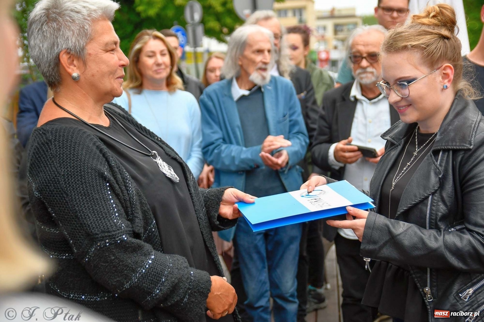 Zdjęcie w galerii na portalu naszraciborz.pl: Młoda architektura Raciborza - PWSZ pokazała prace studentów i wręczyła dyplomy wiadomości z regionu