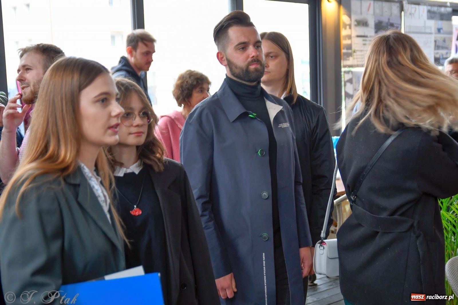 Zdjęcie w galerii na portalu naszraciborz.pl: Młoda architektura Raciborza - PWSZ pokazała prace studentów i wręczyła dyplomy wiadomości z regionu