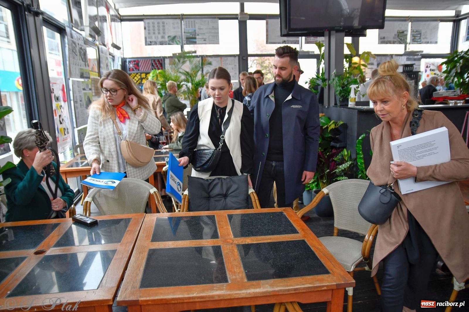 Zdjęcie w galerii na portalu naszraciborz.pl: Młoda architektura Raciborza - PWSZ pokazała prace studentów i wręczyła dyplomy wiadomości z regionu
