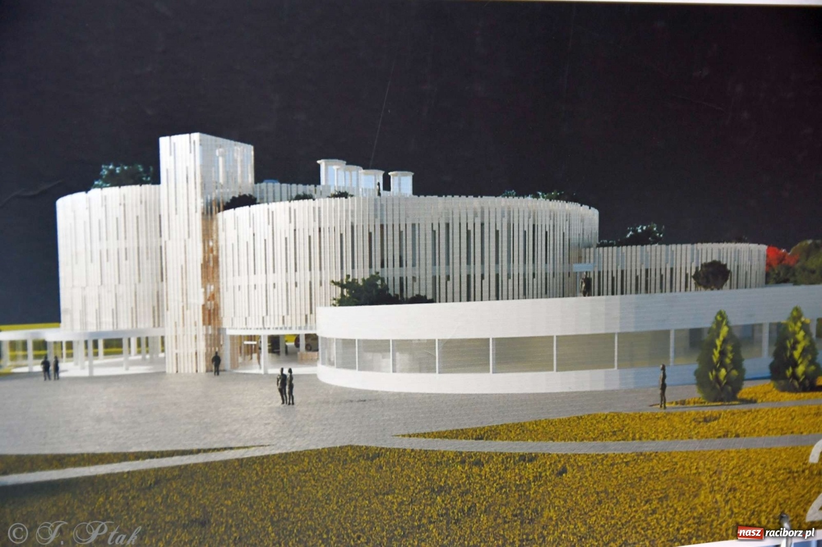 Zdjęcie w galerii na portalu naszraciborz.pl: Młoda architektura Raciborza - PWSZ pokazała prace studentów i wręczyła dyplomy wiadomości z regionu