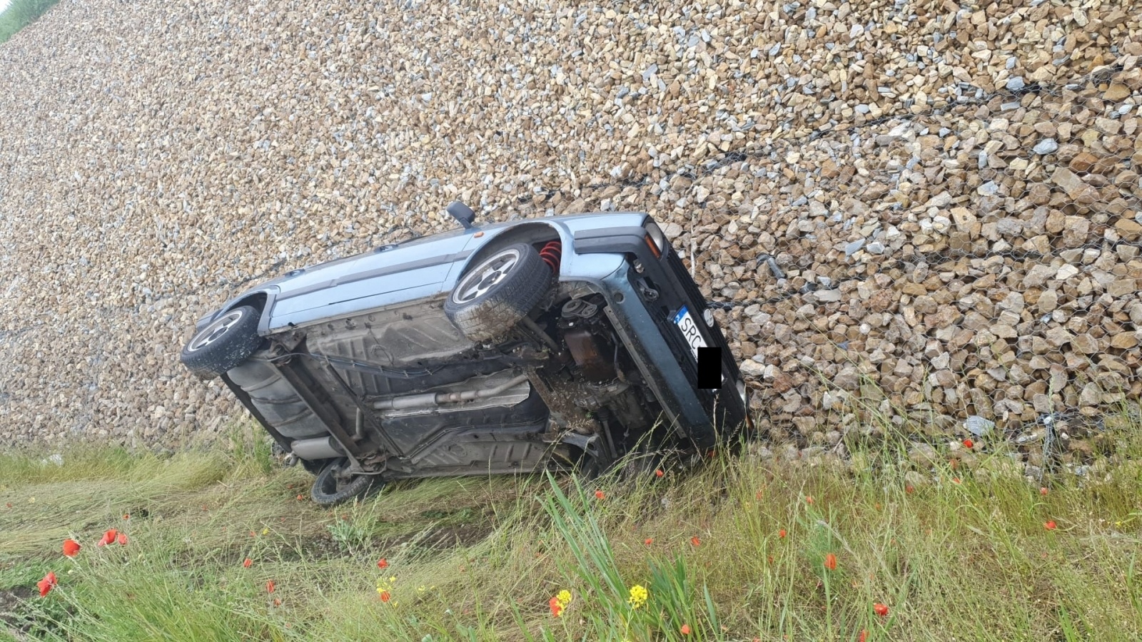 Zdjęcie w galerii na portalu naszraciborz.pl: Finał szarży golfem na nowej obwodnicy wiadomości z regionu