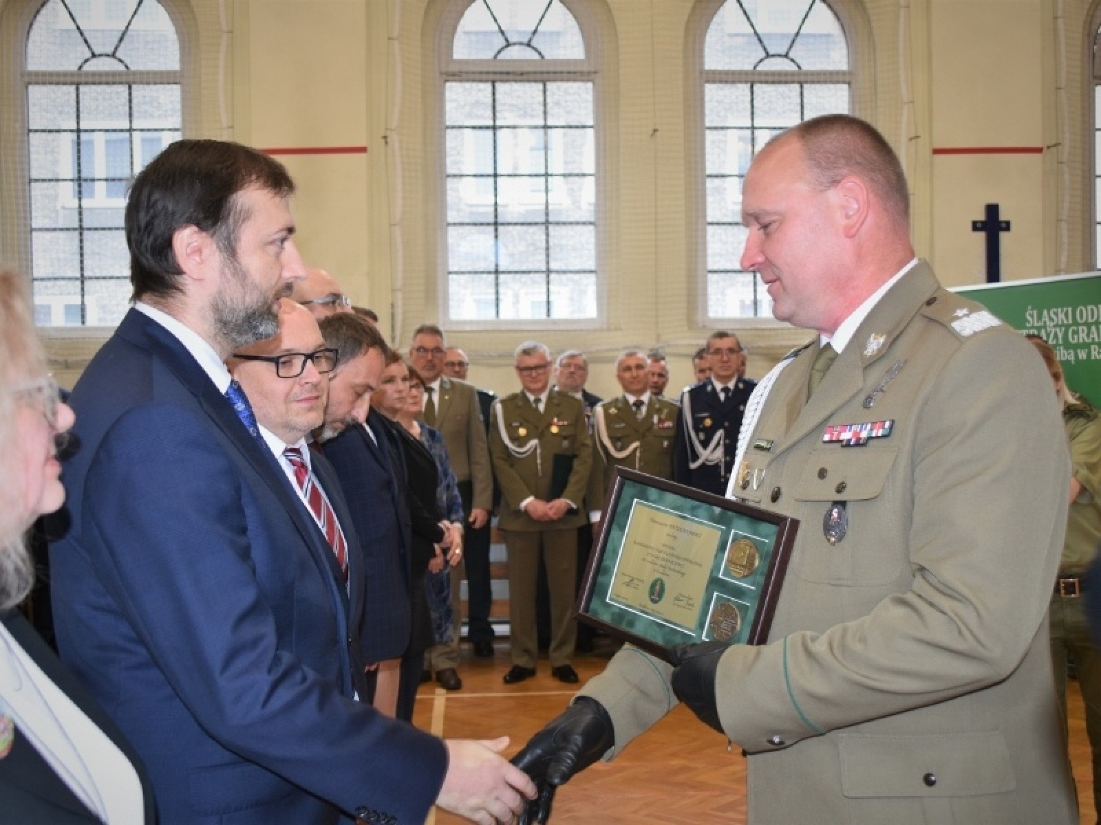 Zdjęcie w galerii na portalu naszraciborz.pl: Śląscy pogranicznicy z Raciborza świętowali 31. rocznicę powstania formacji wiadomości z regionu