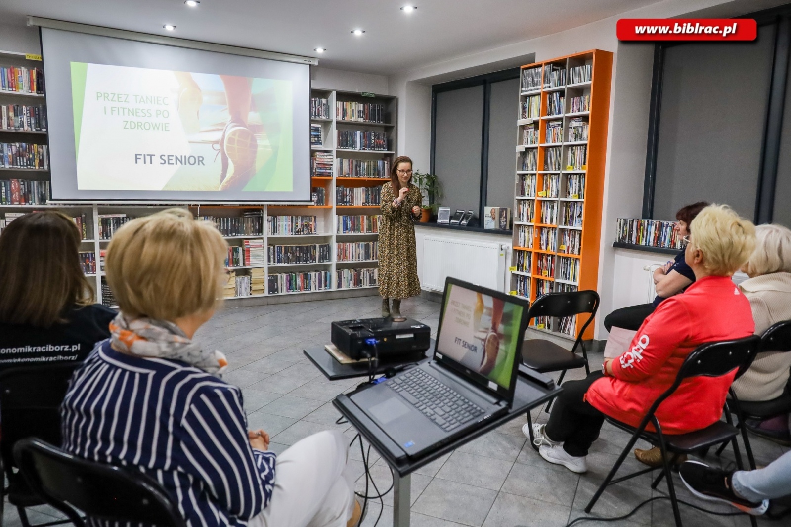 Zdjęcie w galerii na portalu naszraciborz.pl: Aktywny senior w Klubie Przyjaciół Biblioteki na Ostrogu wiadomości z regionu