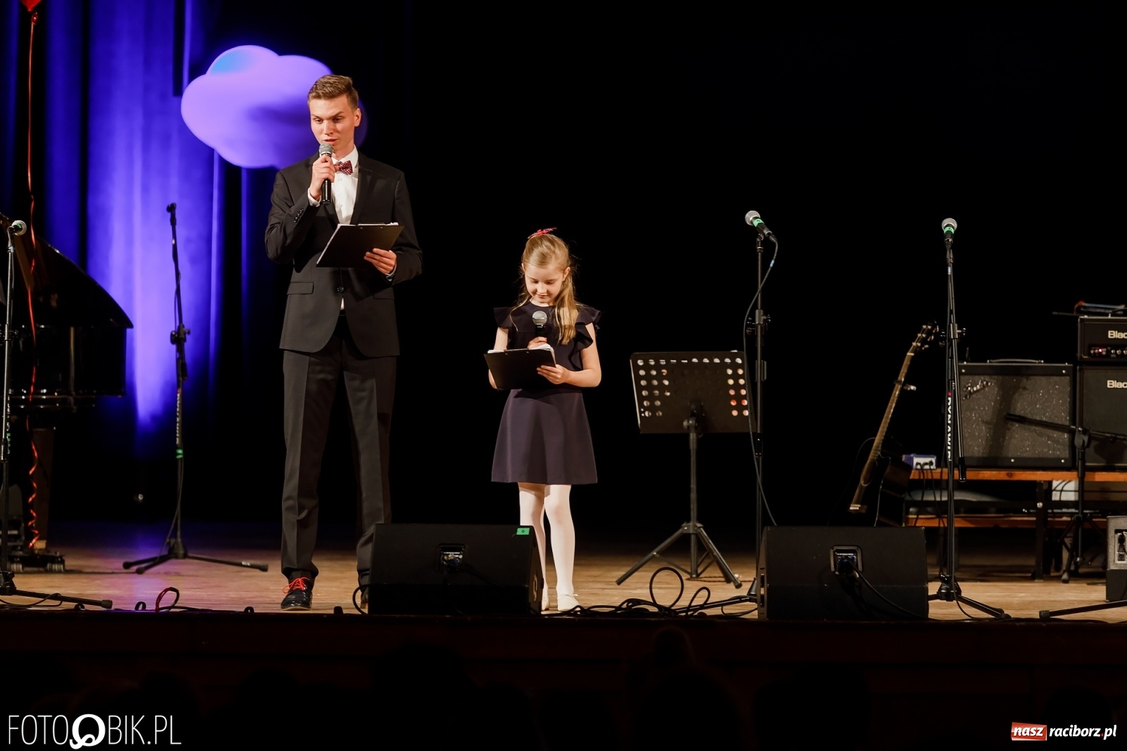Zdjęcie w galerii na portalu naszraciborz.pl: Kasprowicz z serca - koncert w Raciborskim Centrum Kultury [FOTO i WIDEO] wiadomości z regionu