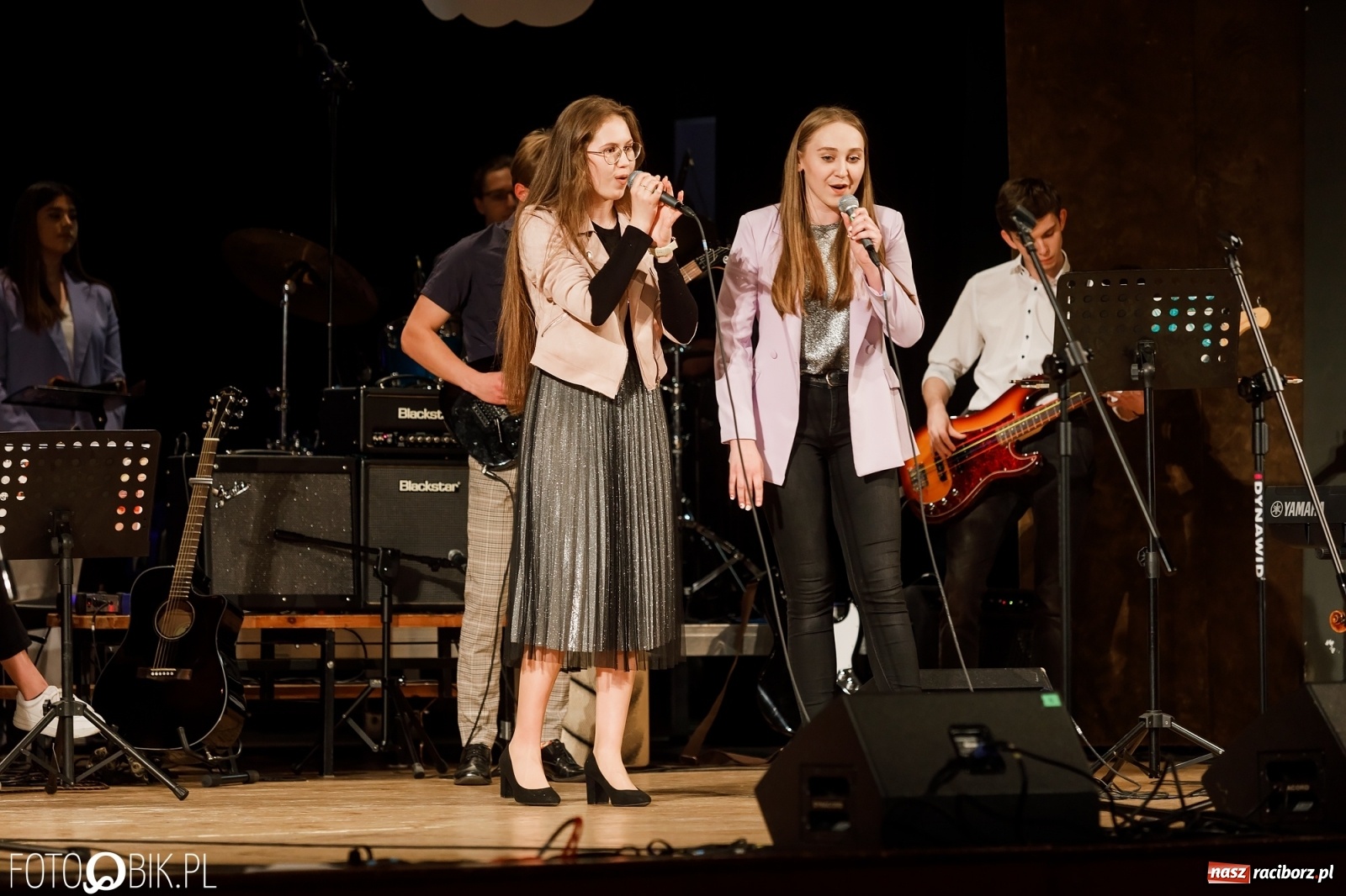 Zdjęcie w galerii na portalu naszraciborz.pl: Kasprowicz z serca - koncert w Raciborskim Centrum Kultury [FOTO i WIDEO] wiadomości z regionu