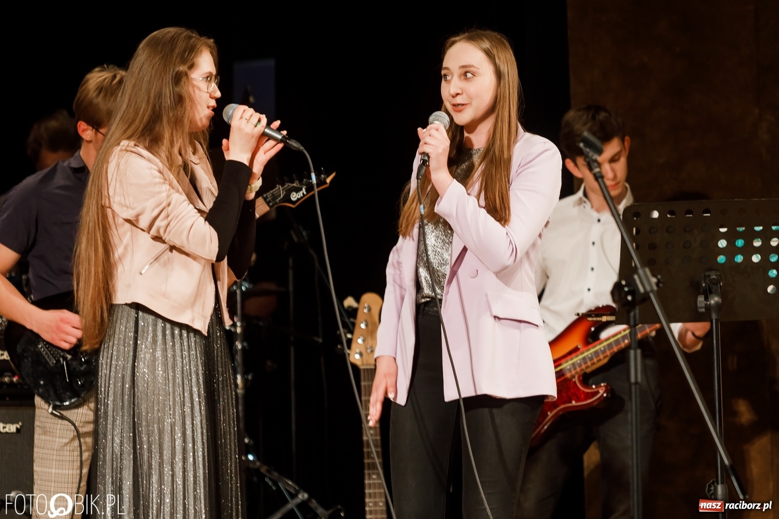 Zdjęcie w galerii na portalu naszraciborz.pl: Kasprowicz z serca - koncert w Raciborskim Centrum Kultury [FOTO i WIDEO] wiadomości z regionu