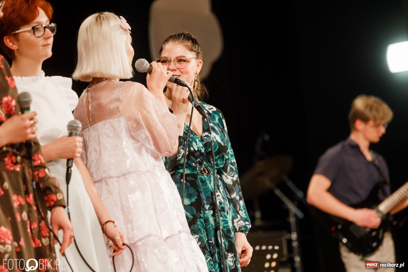 Zdjęcie w galerii na portalu naszraciborz.pl: Kasprowicz z serca - koncert w Raciborskim Centrum Kultury [FOTO i WIDEO] wiadomości z regionu