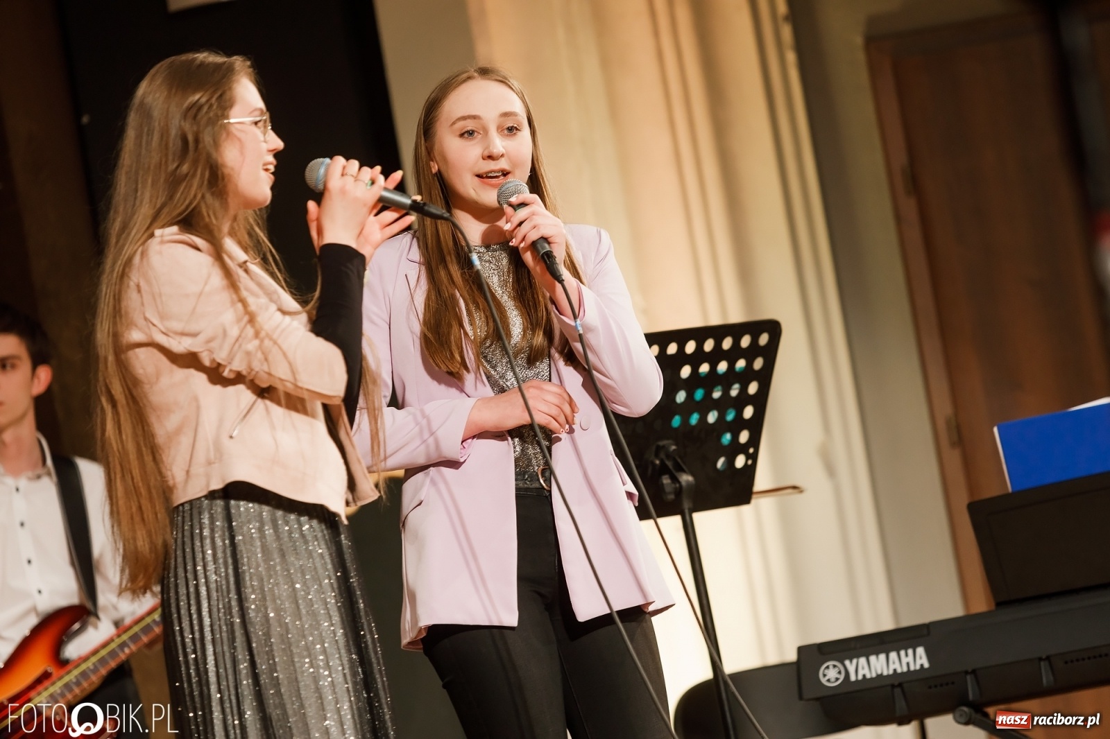 Zdjęcie w galerii na portalu naszraciborz.pl: Kasprowicz z serca - koncert w Raciborskim Centrum Kultury [FOTO i WIDEO] wiadomości z regionu